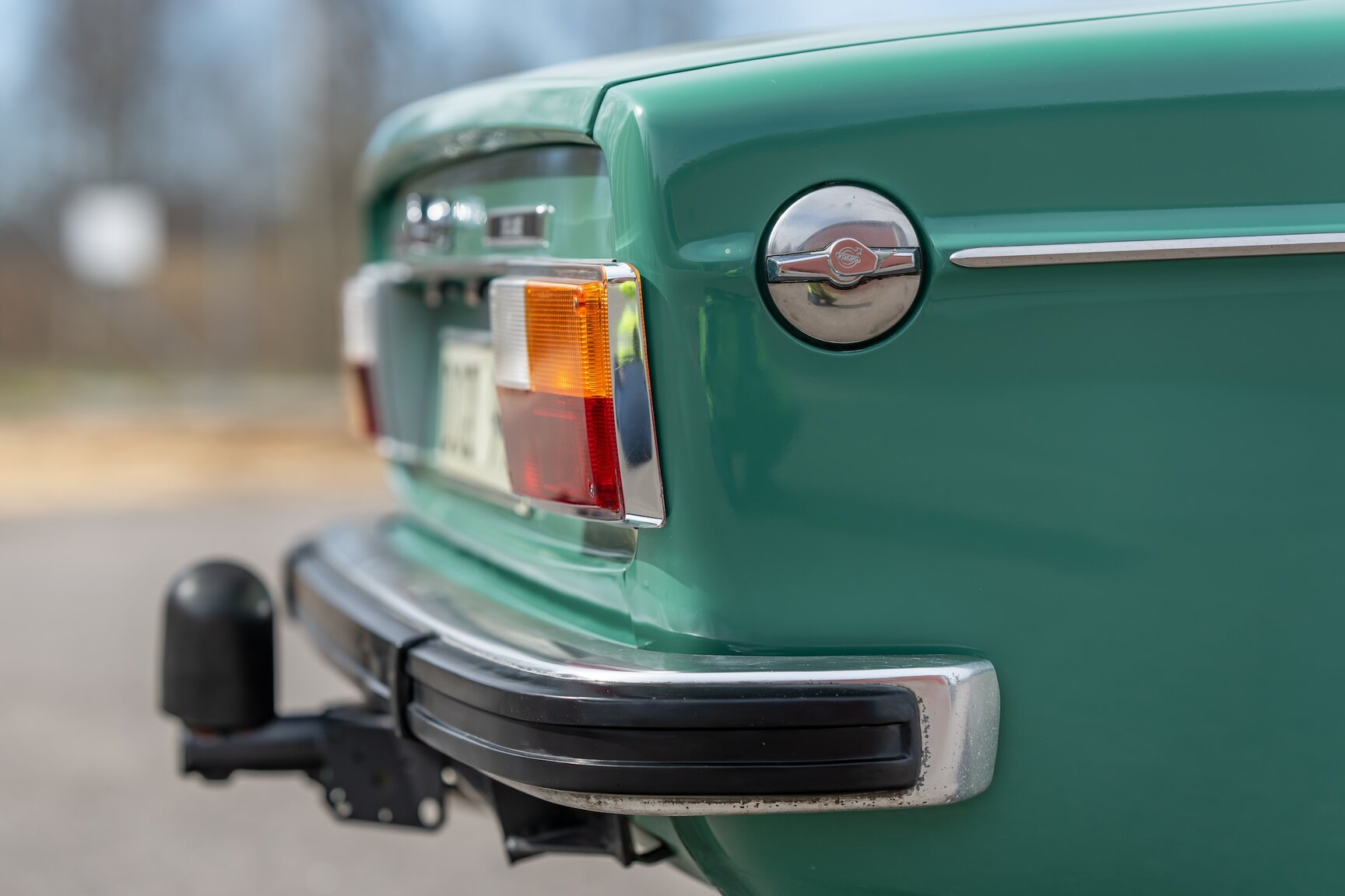 Exterior image of 1973 Volvo 144