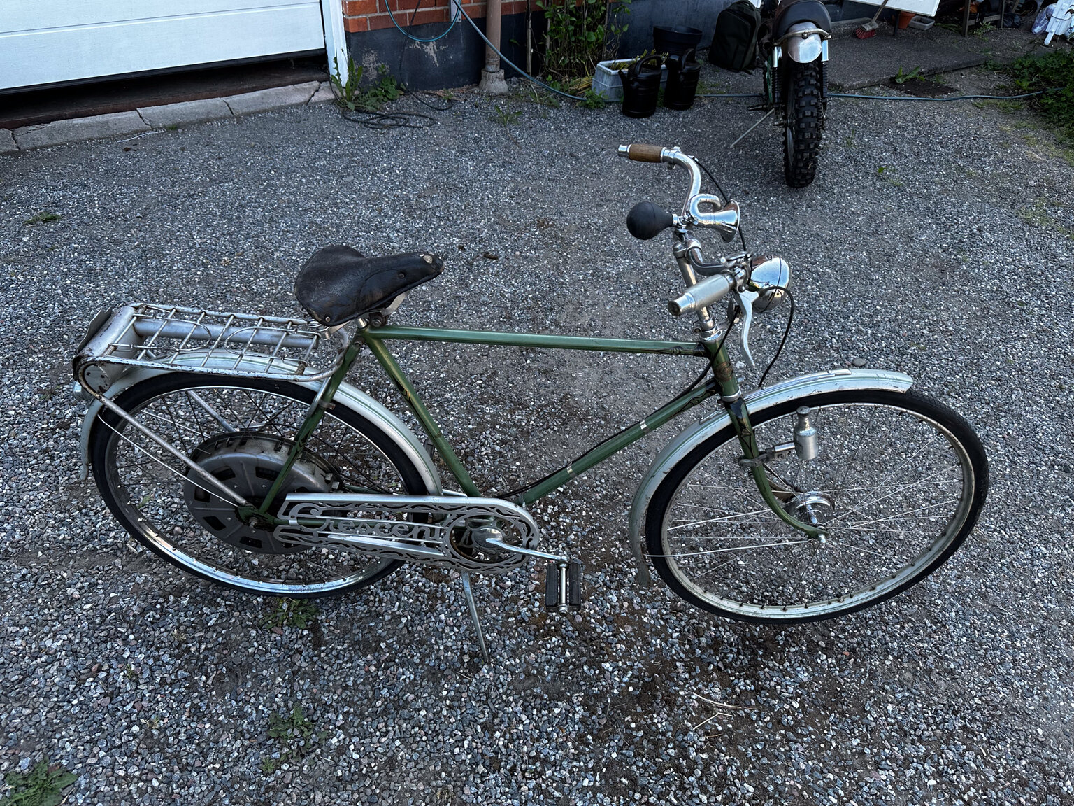 Aussenfoto 1951 Fux med påhängsmotor