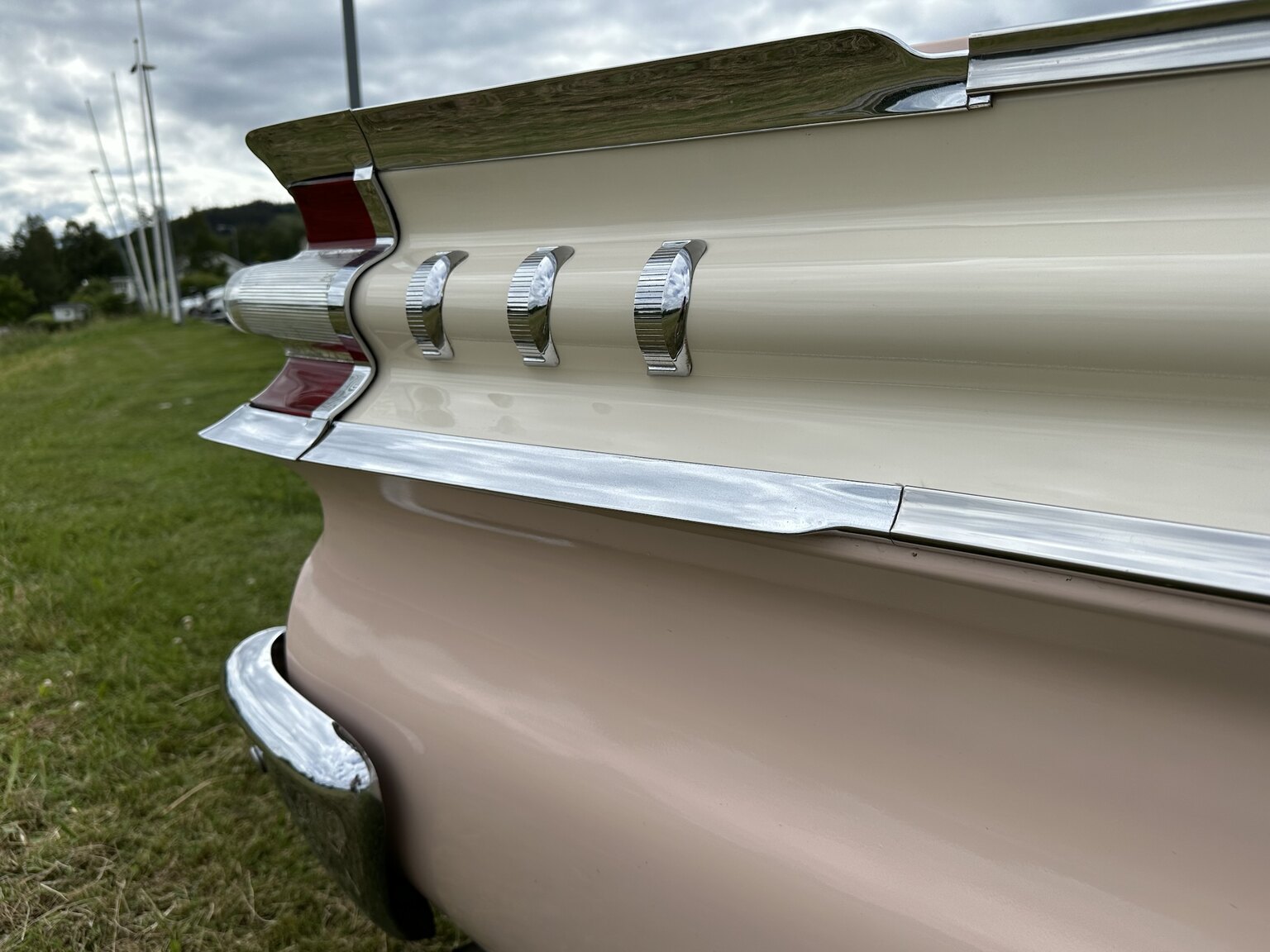Exterior image of 1959 Mercury Monterey 4-door Hardtop Cruiser