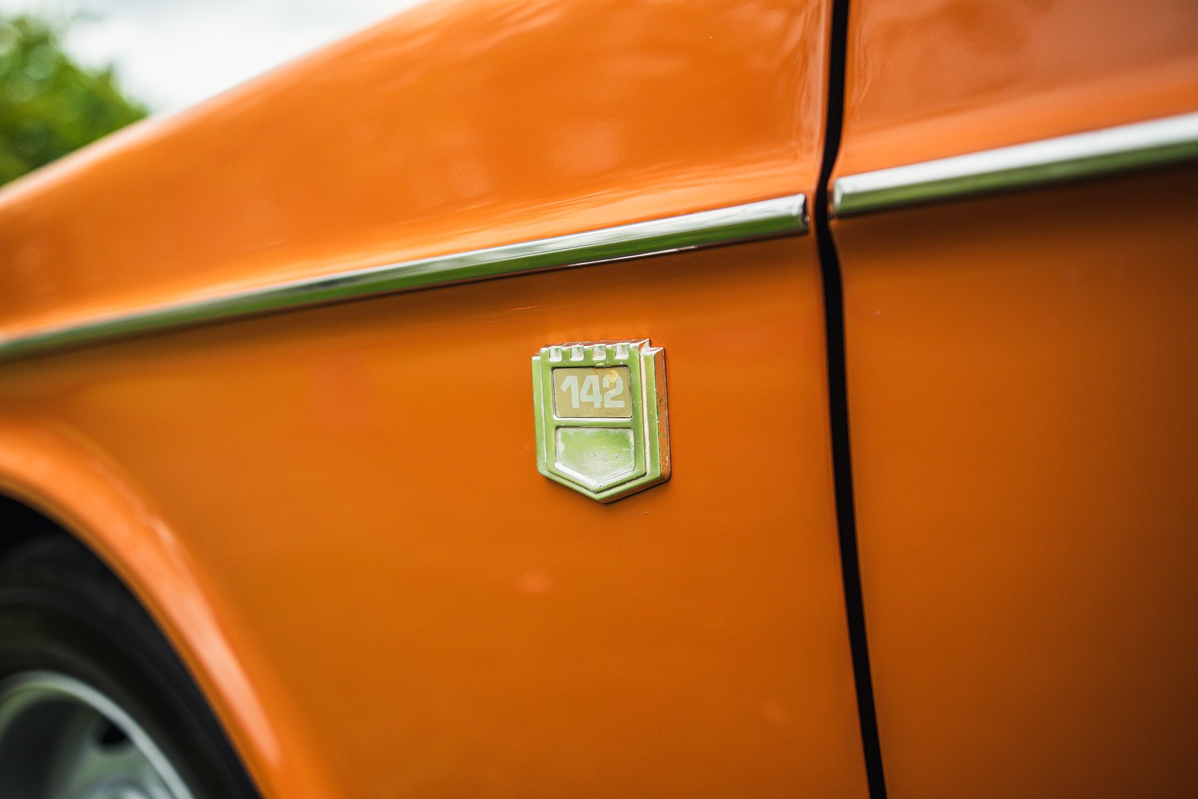 Exterior image of 1974 Volvo 142 2.0