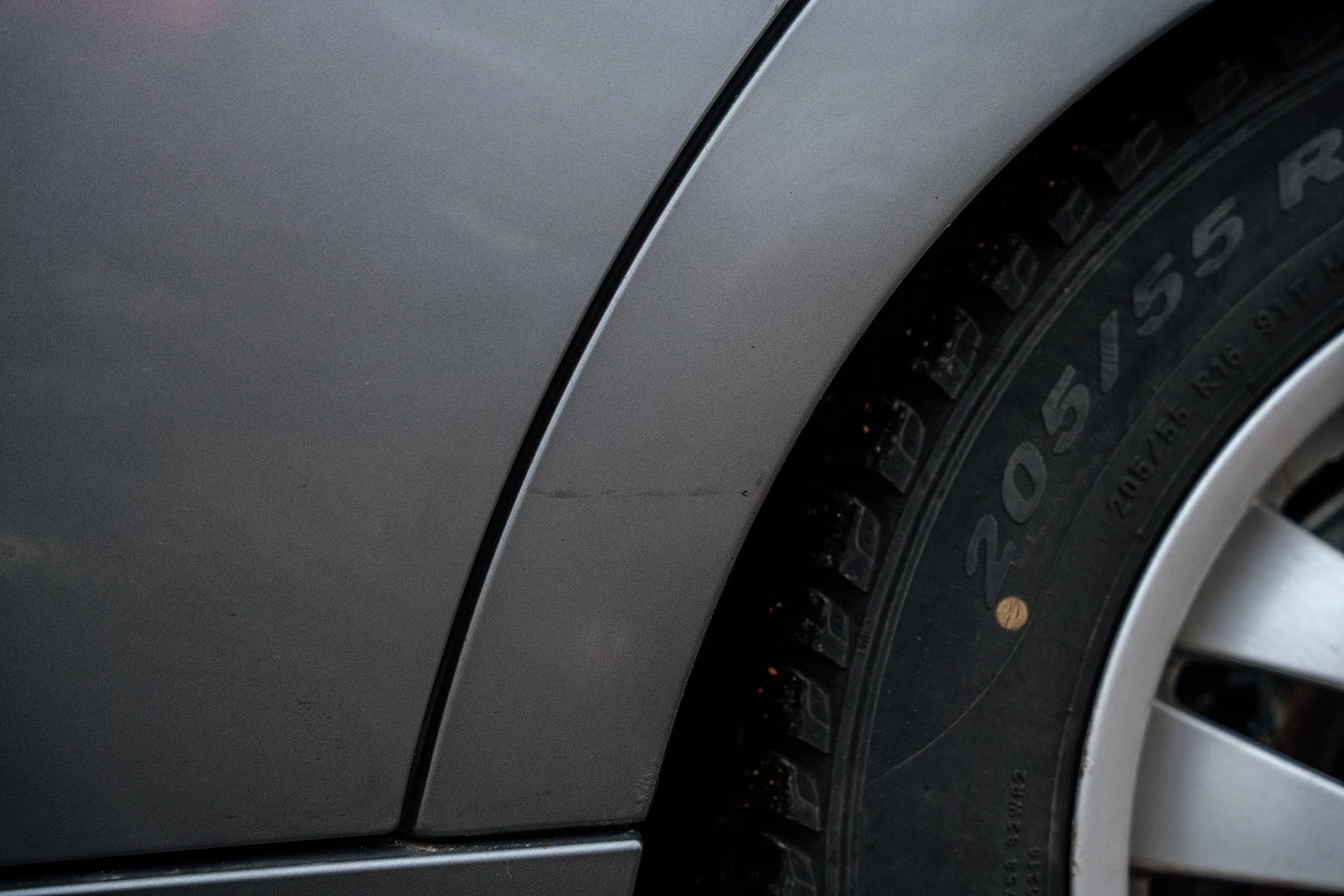 Exteriörbild på 2010 BMW 325i Sedan (24)