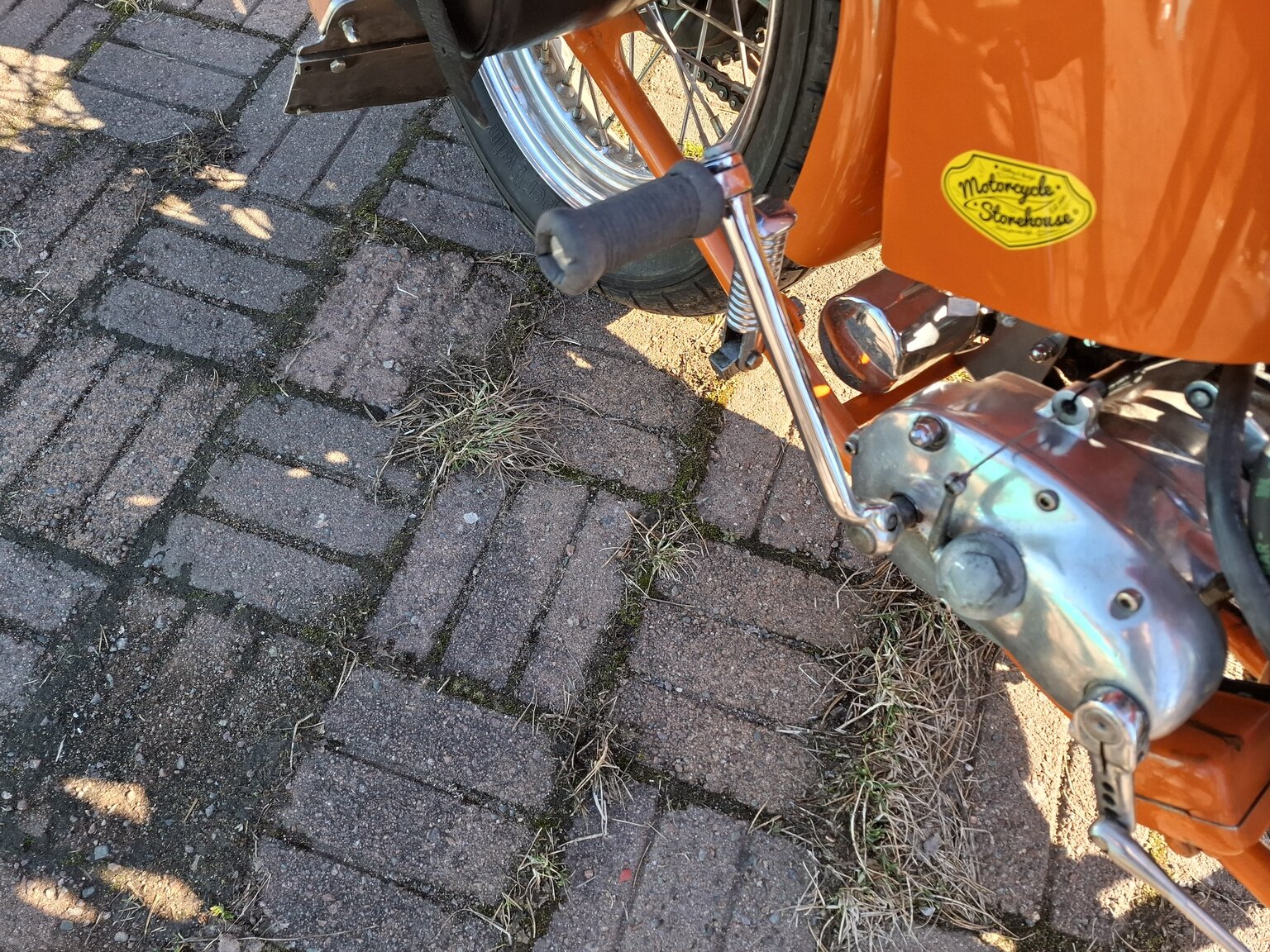 Aussenfoto 1953 Triumph Thunderbird Chopper (16)