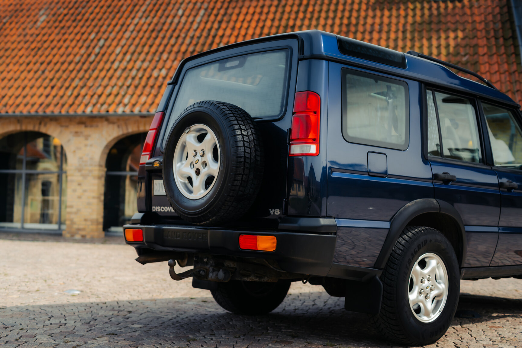 Exteriörbild på 1999 Landrover Discovery II V8
