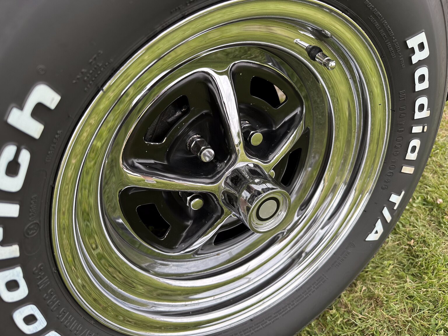 Exteriörbild på 1970 Dodge Challenger