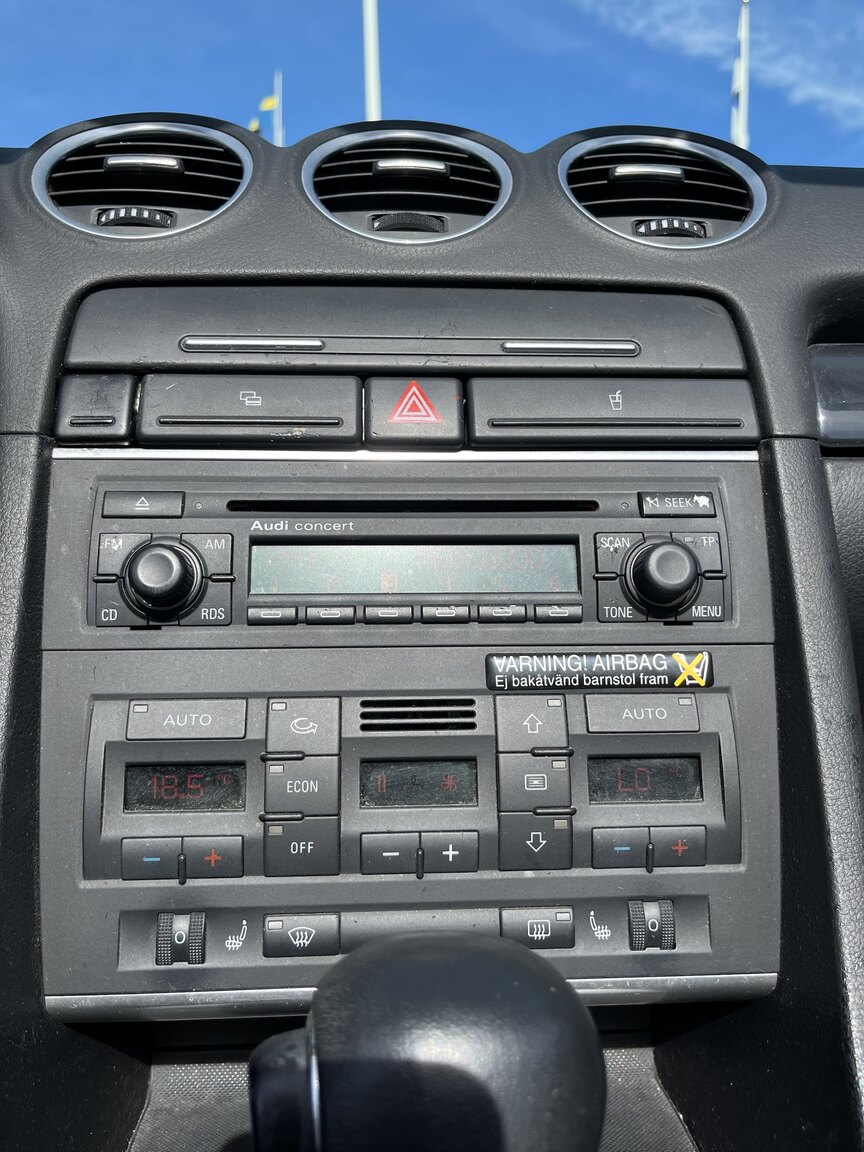 Interiörbild 2003 Audi A4 Cabriolet 3.0