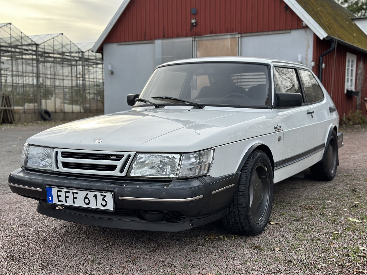 Exterior image of 1991 Saab 900 Turbo