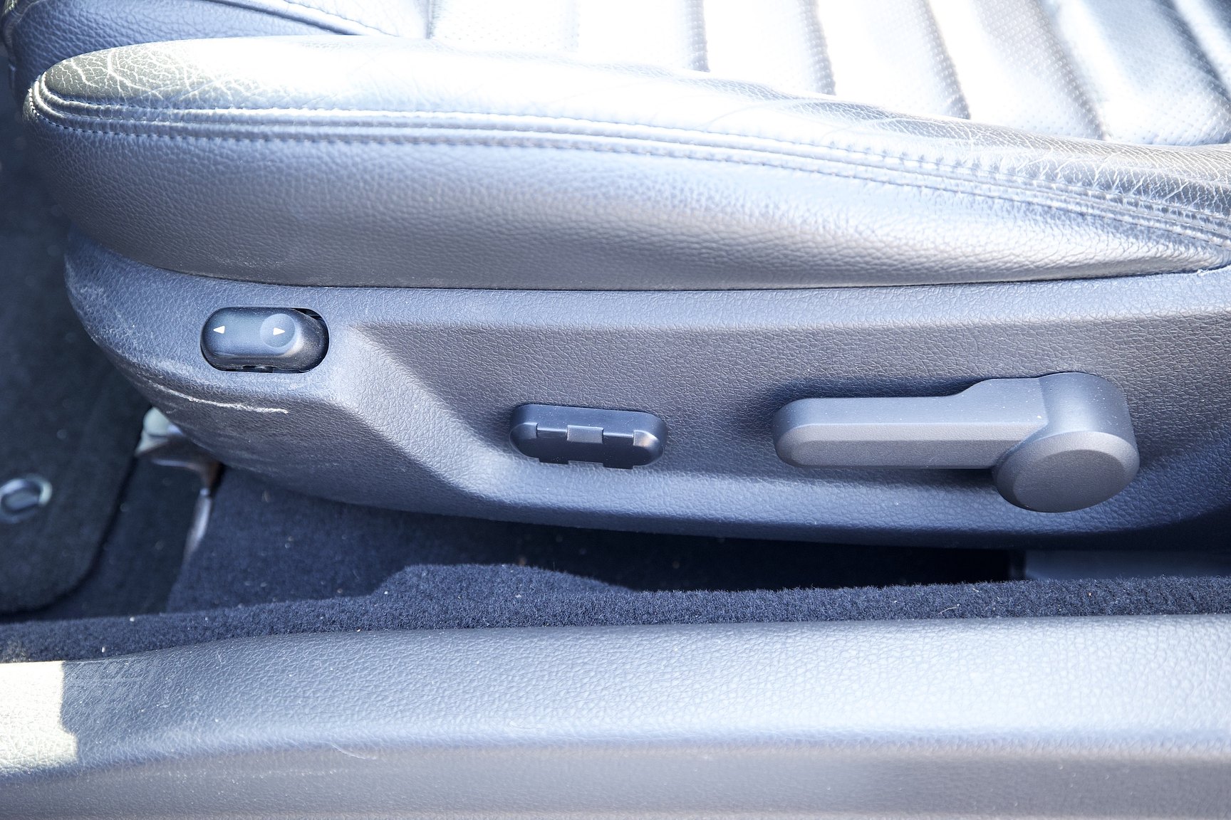 Interior image of 2008 Ford Mustang Shelby GT500 Convertible Manuell