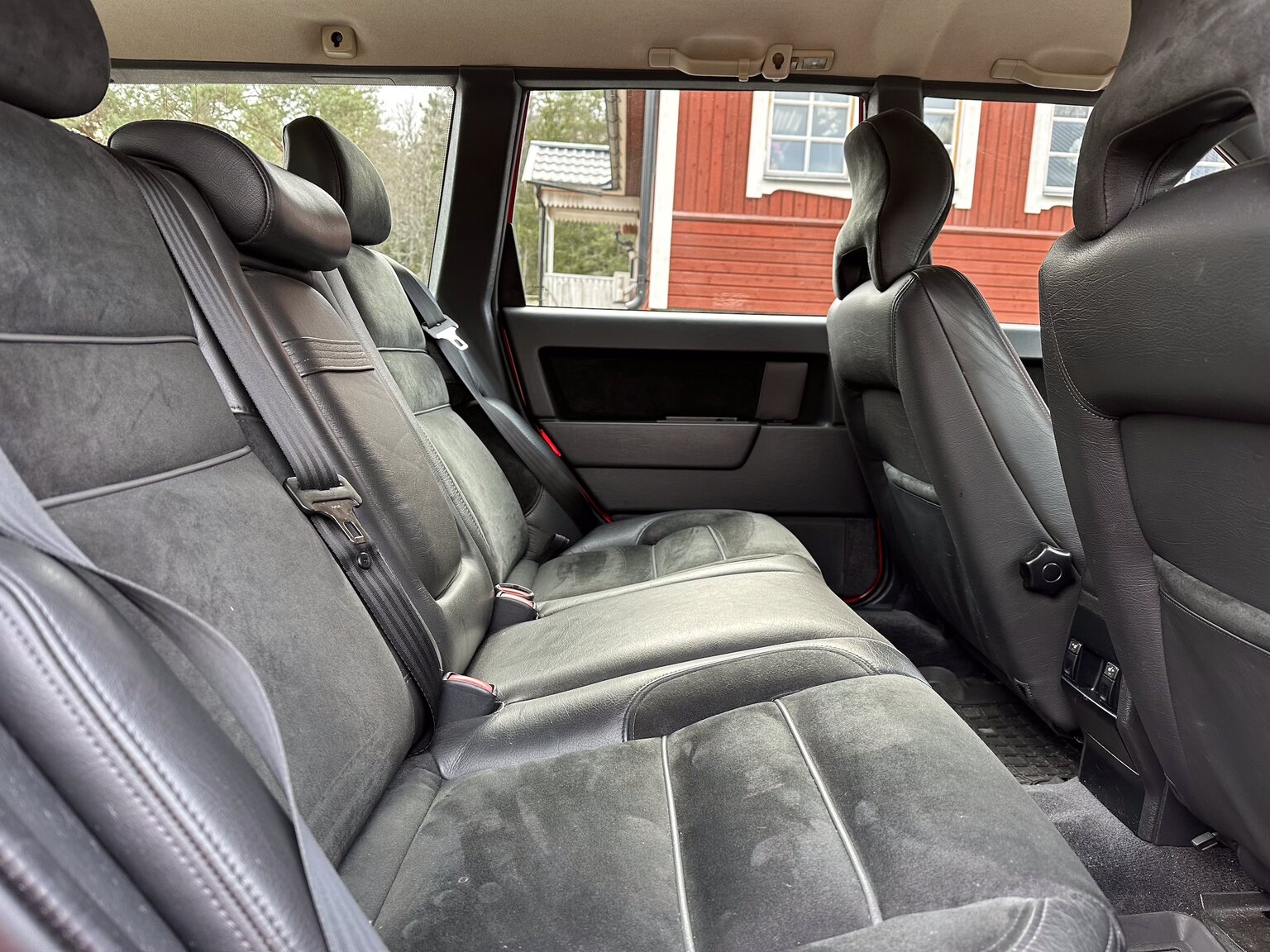 Interior image of 1997 Volvo 850 R