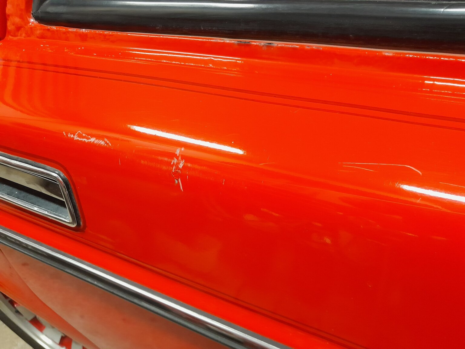 Exterior image of 1968 Volvo 145 Custom