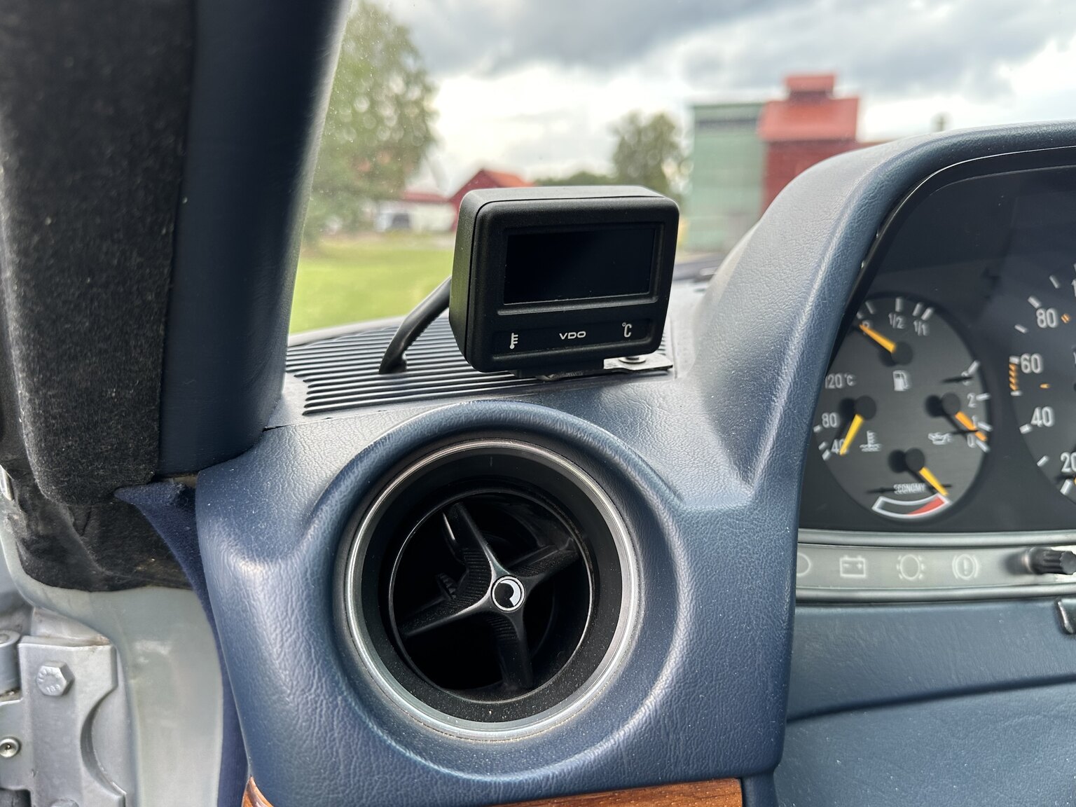 Interiörbild 1984 Mercedes-Benz 230 CE
