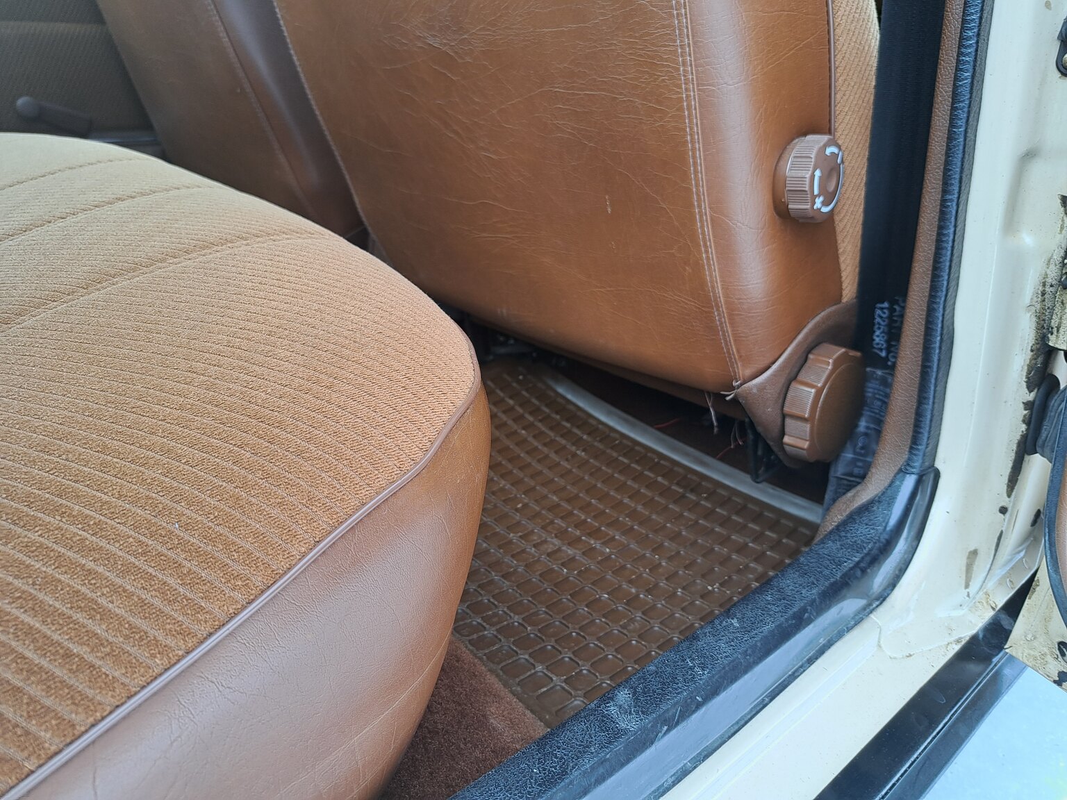 Interiörbild 1988 Volvo 240 GL