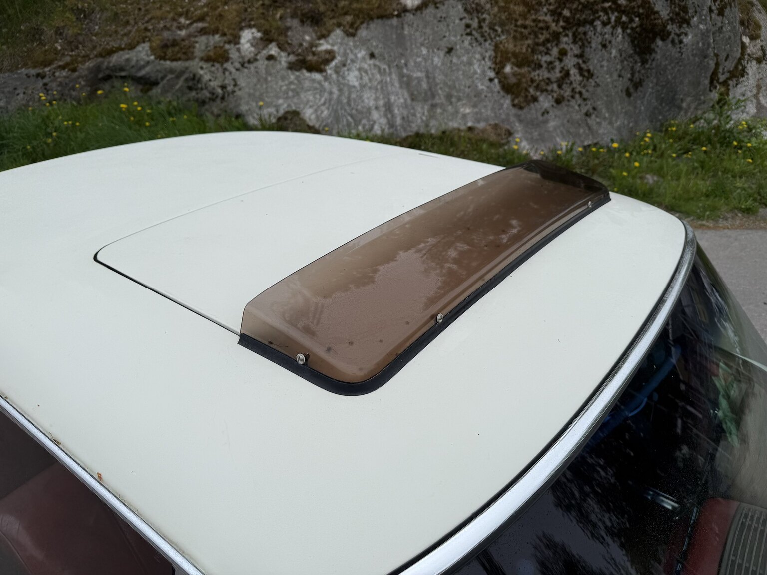 Exteriörbild på 1963 Mercedes-Benz 220 SE