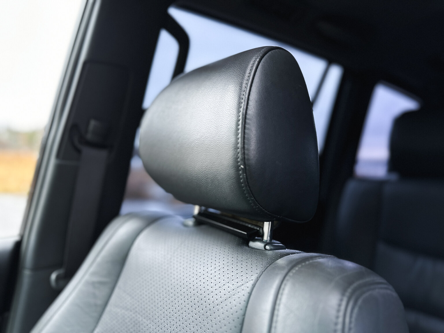 Innenraumfoto von 2004 Toyota Land Cruiser