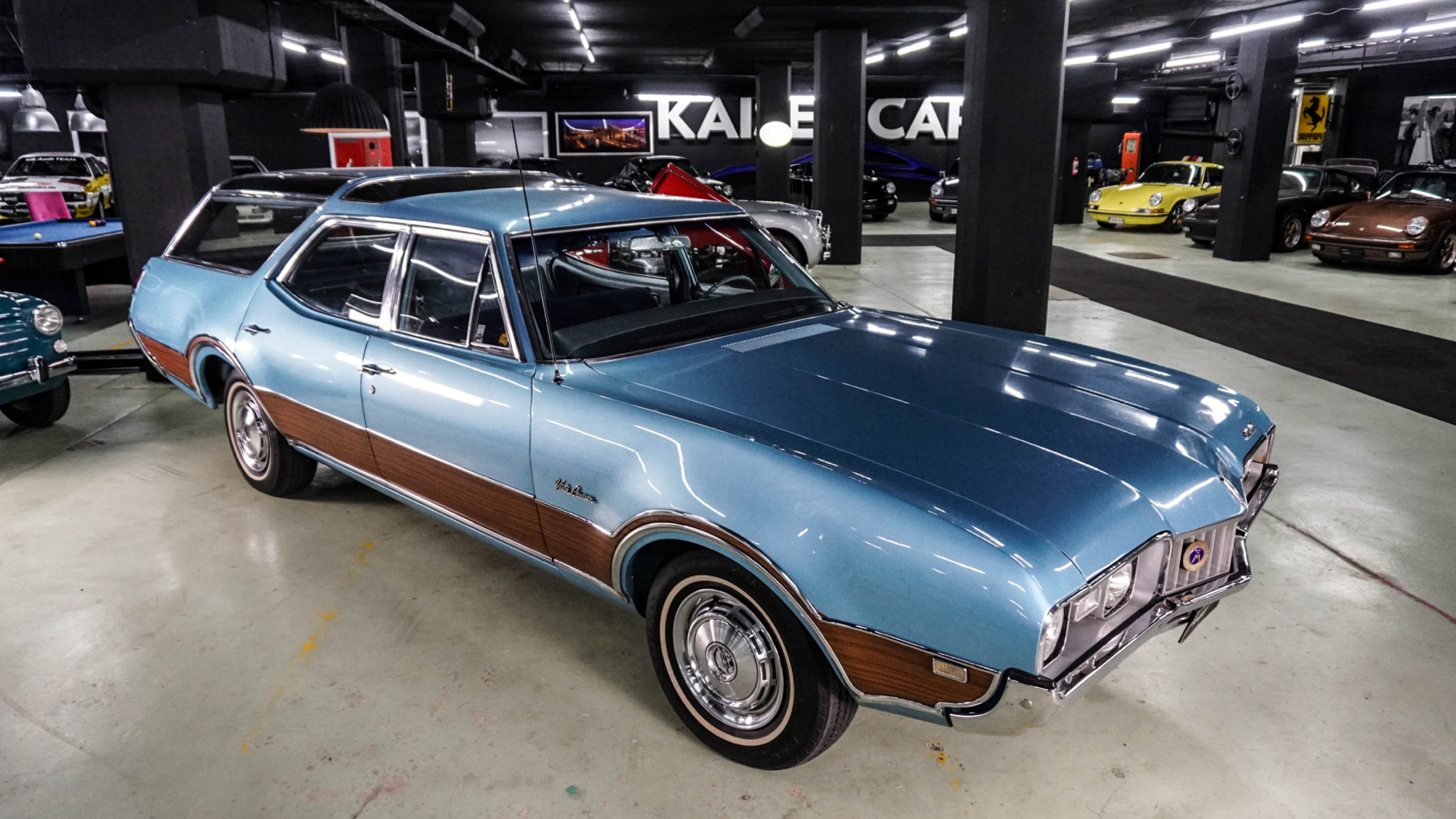 Exterior image of 1968 Oldsmobile Vista Cruiser