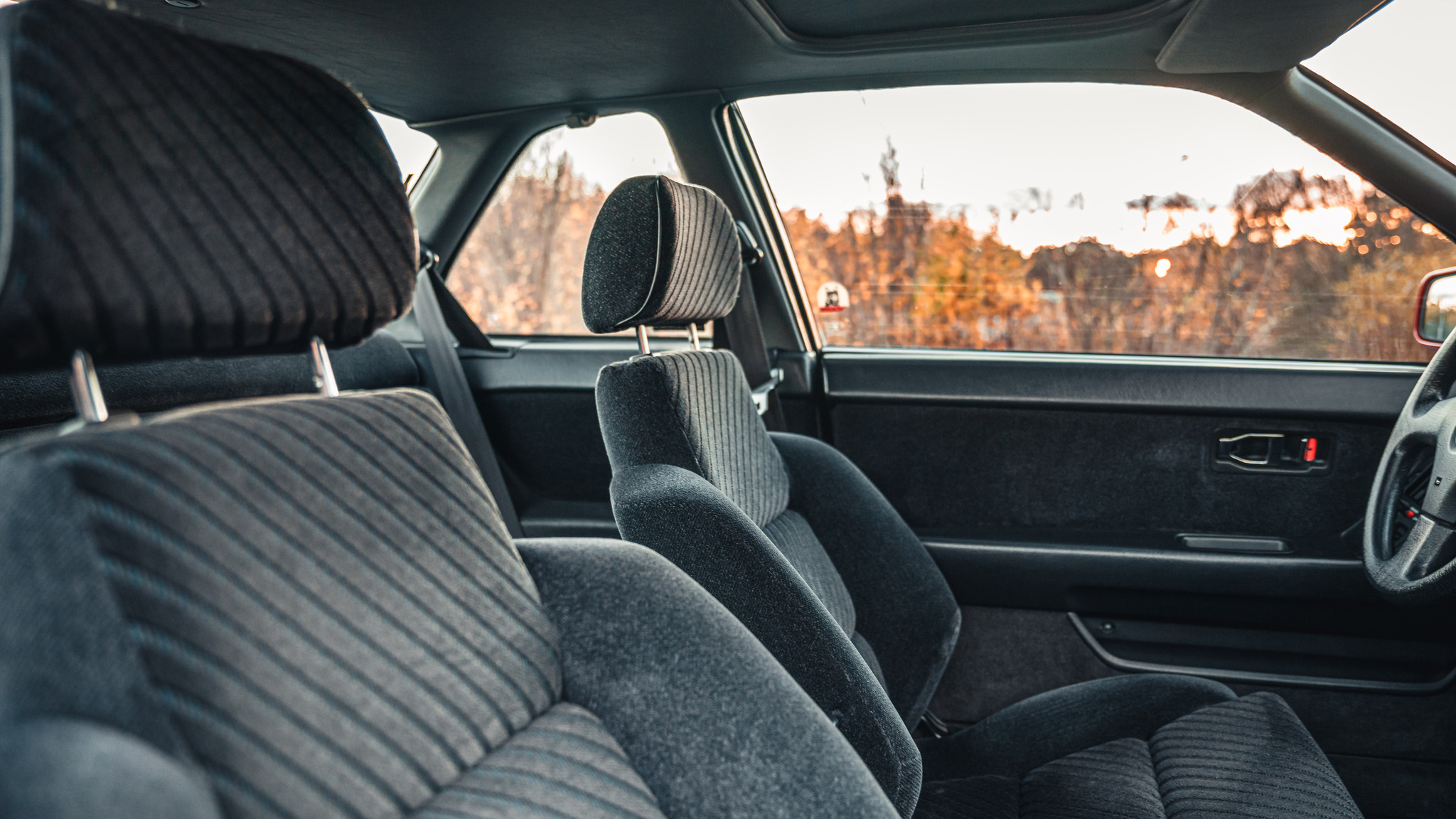 Interior image of 1990 Honda Prelude (19)