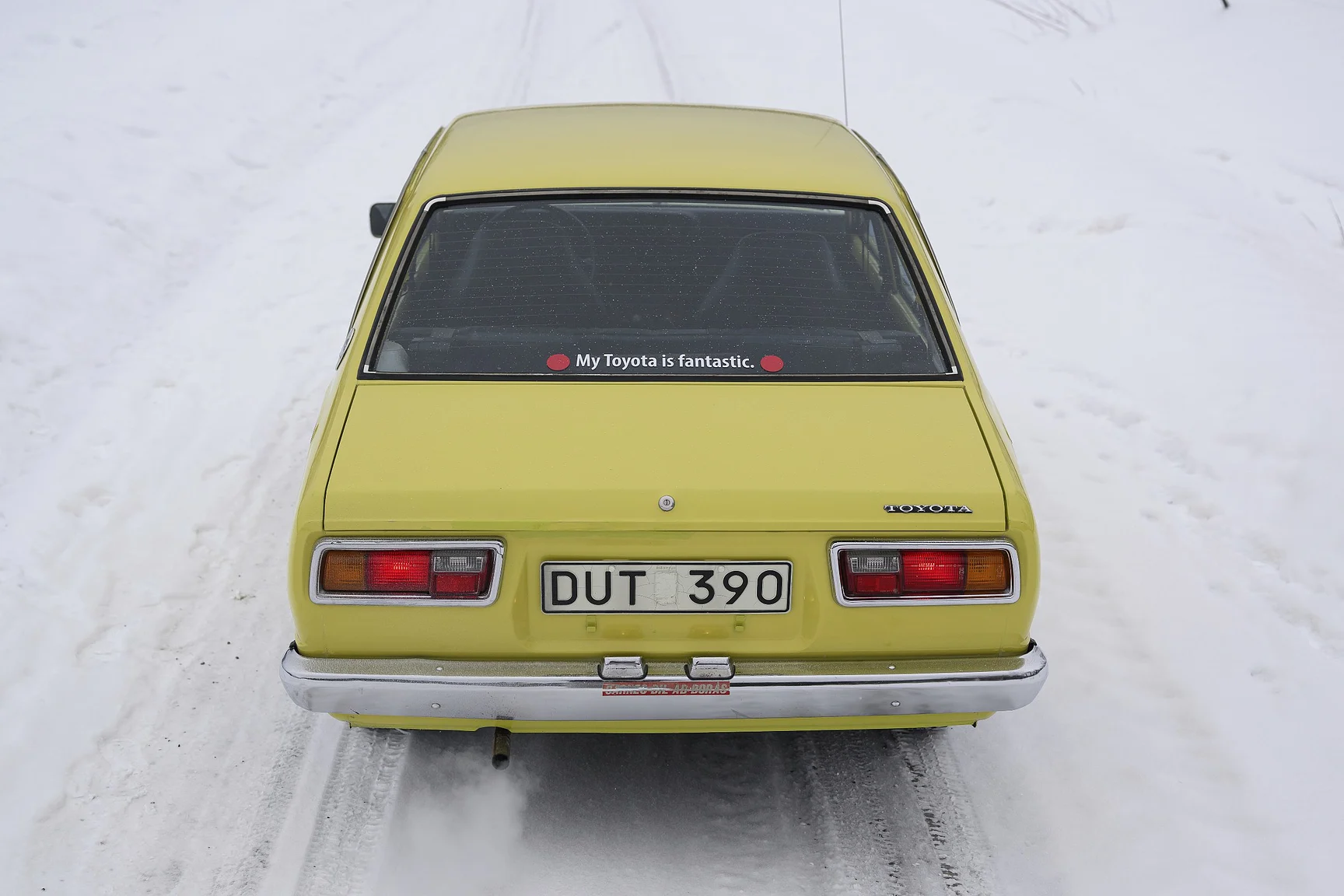 Exteriörbild på 1975 Toyota Corolla KE30 (17)