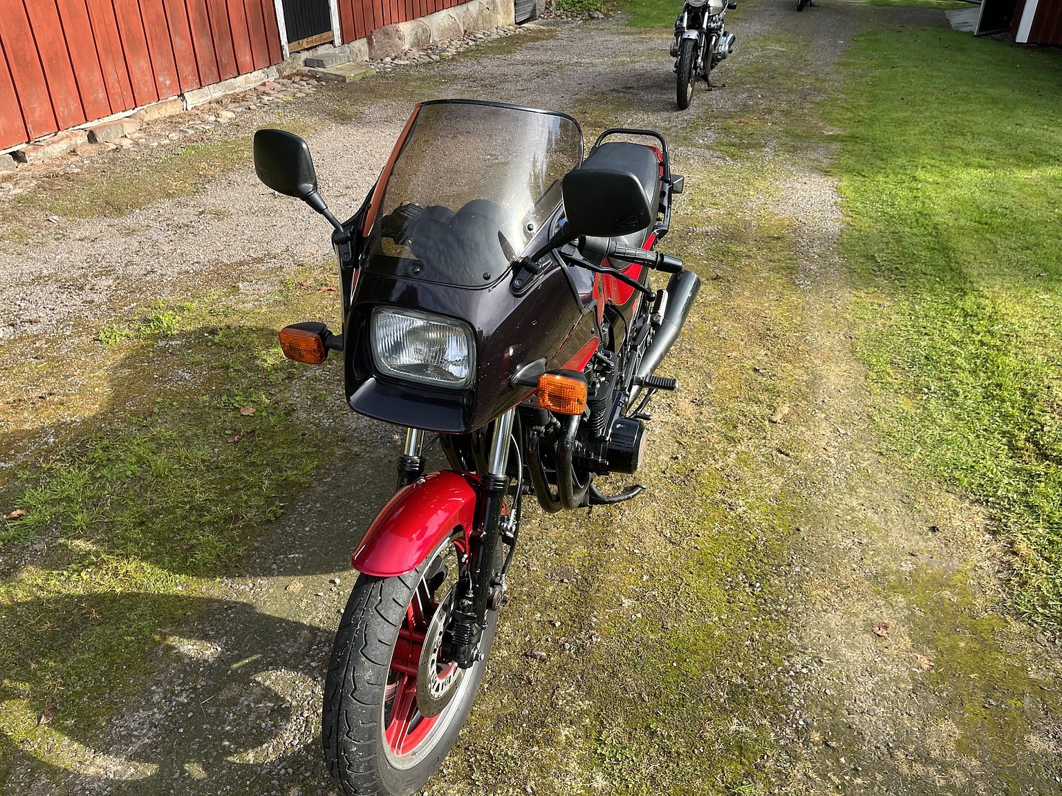 Aussenfoto 1984 Kawasaki ZX1100 GPZ