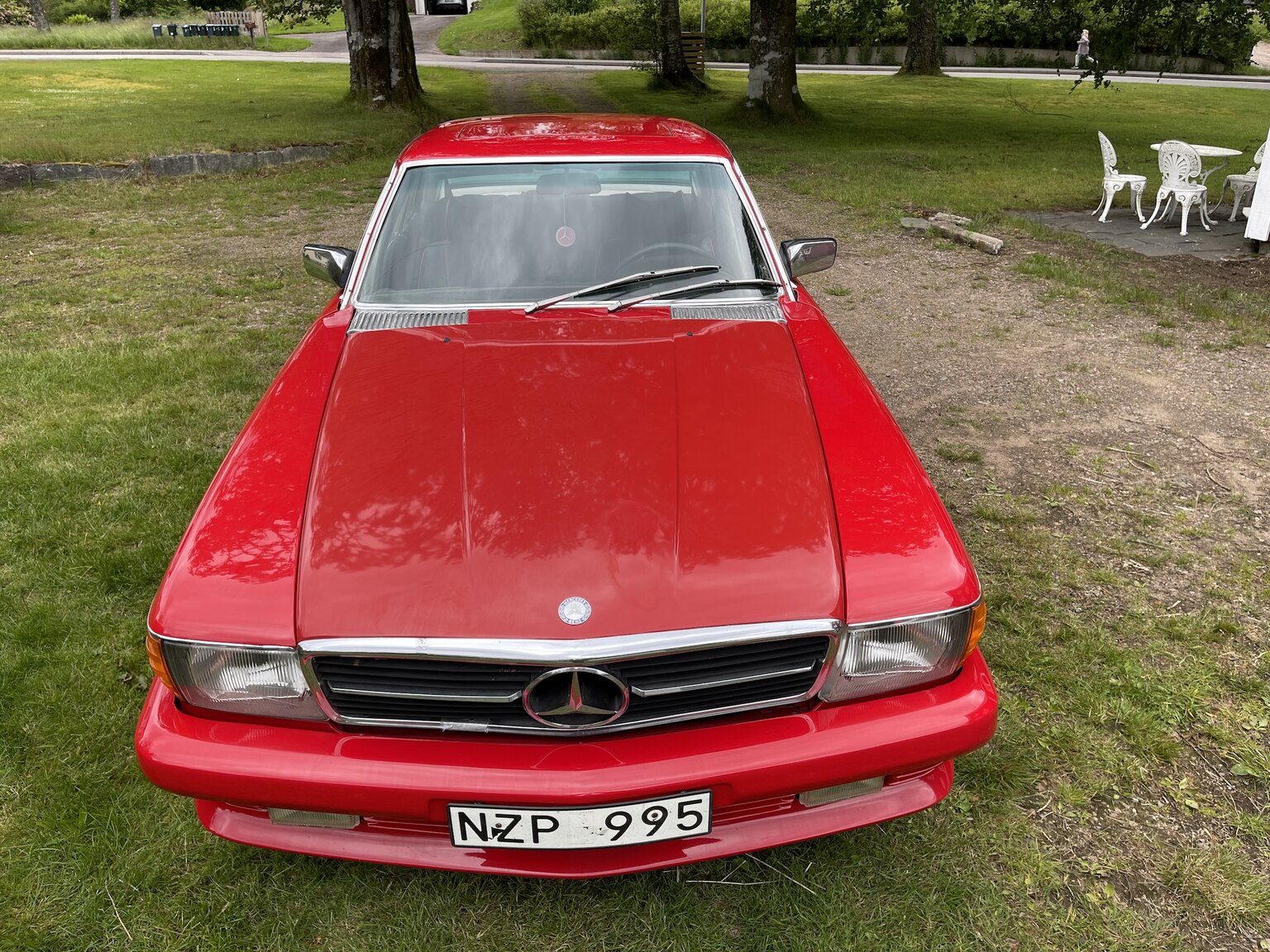 Exterior image of 1973 Mercedes 350 SLC