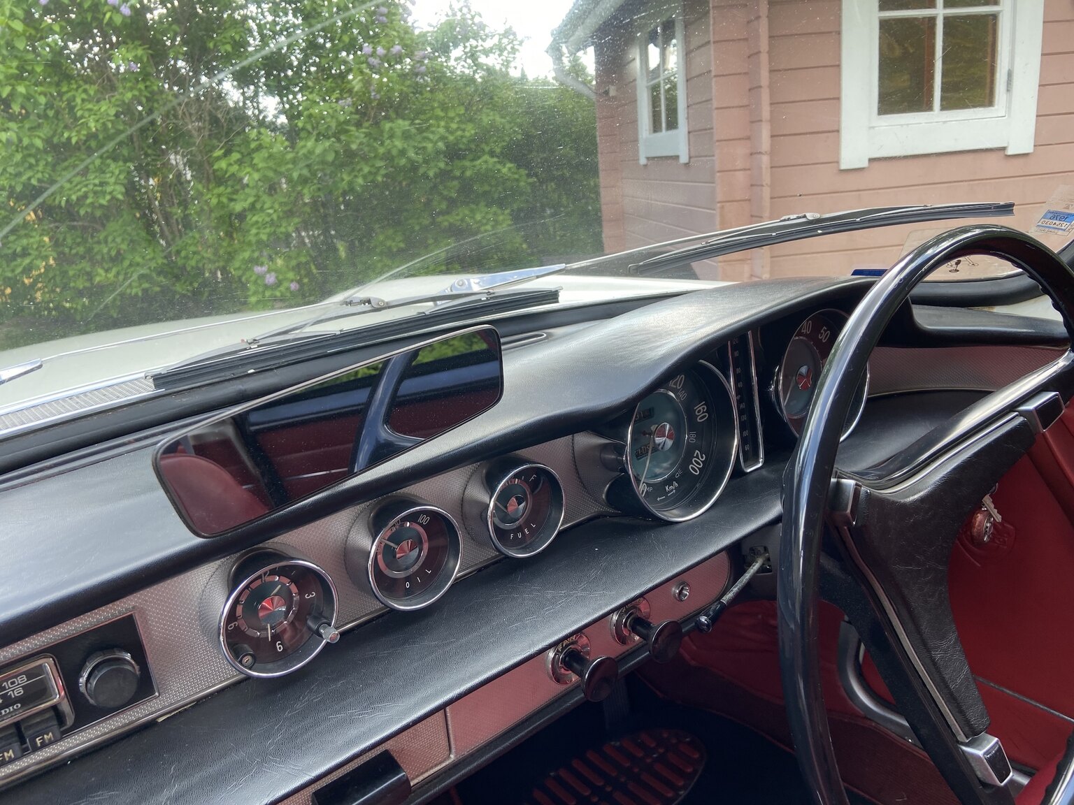 Interior image of 1968 Volvo P1800 S