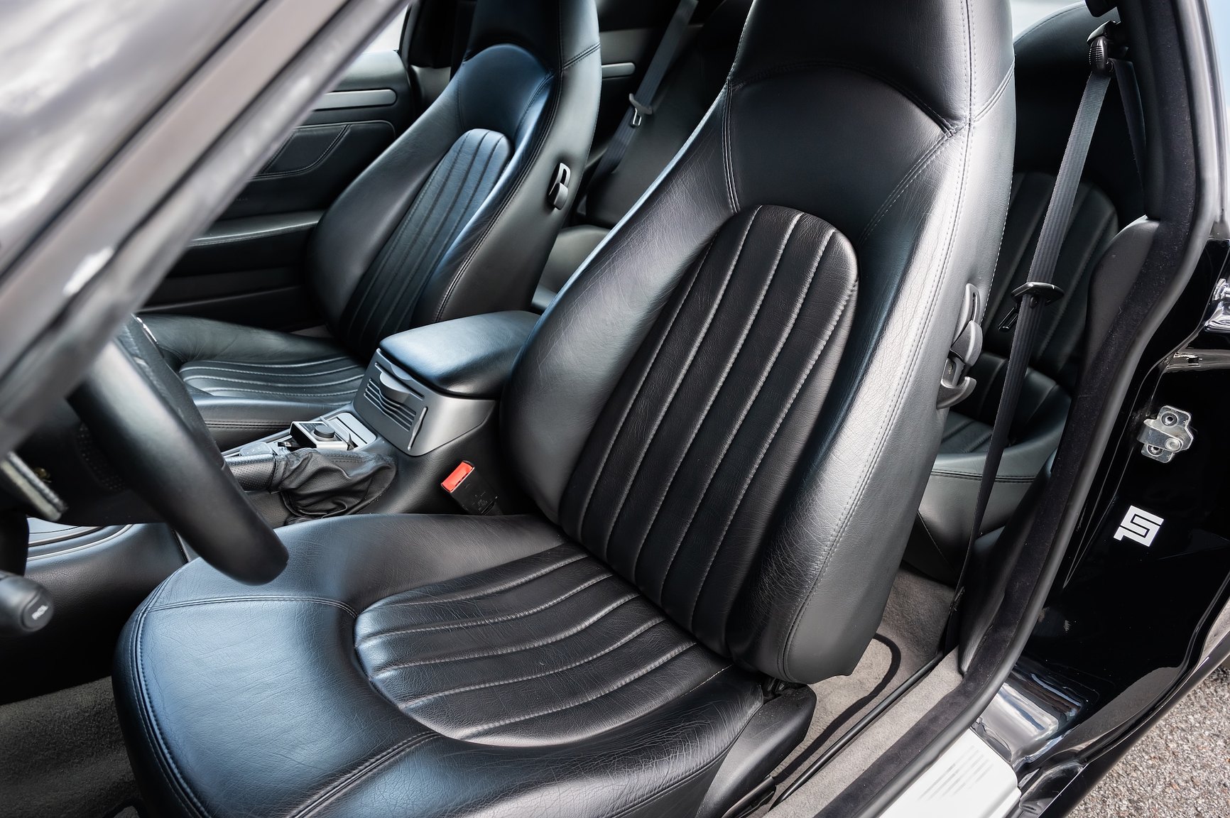 Interior image of 2004 Maserati Coupé 4.2 V8 Cambiocorsa