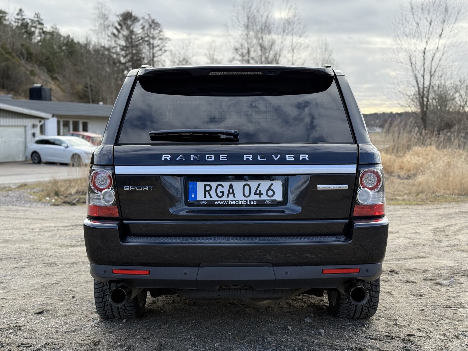 Exteriörbild på 2012 Land Rover Range Rover Sport V8