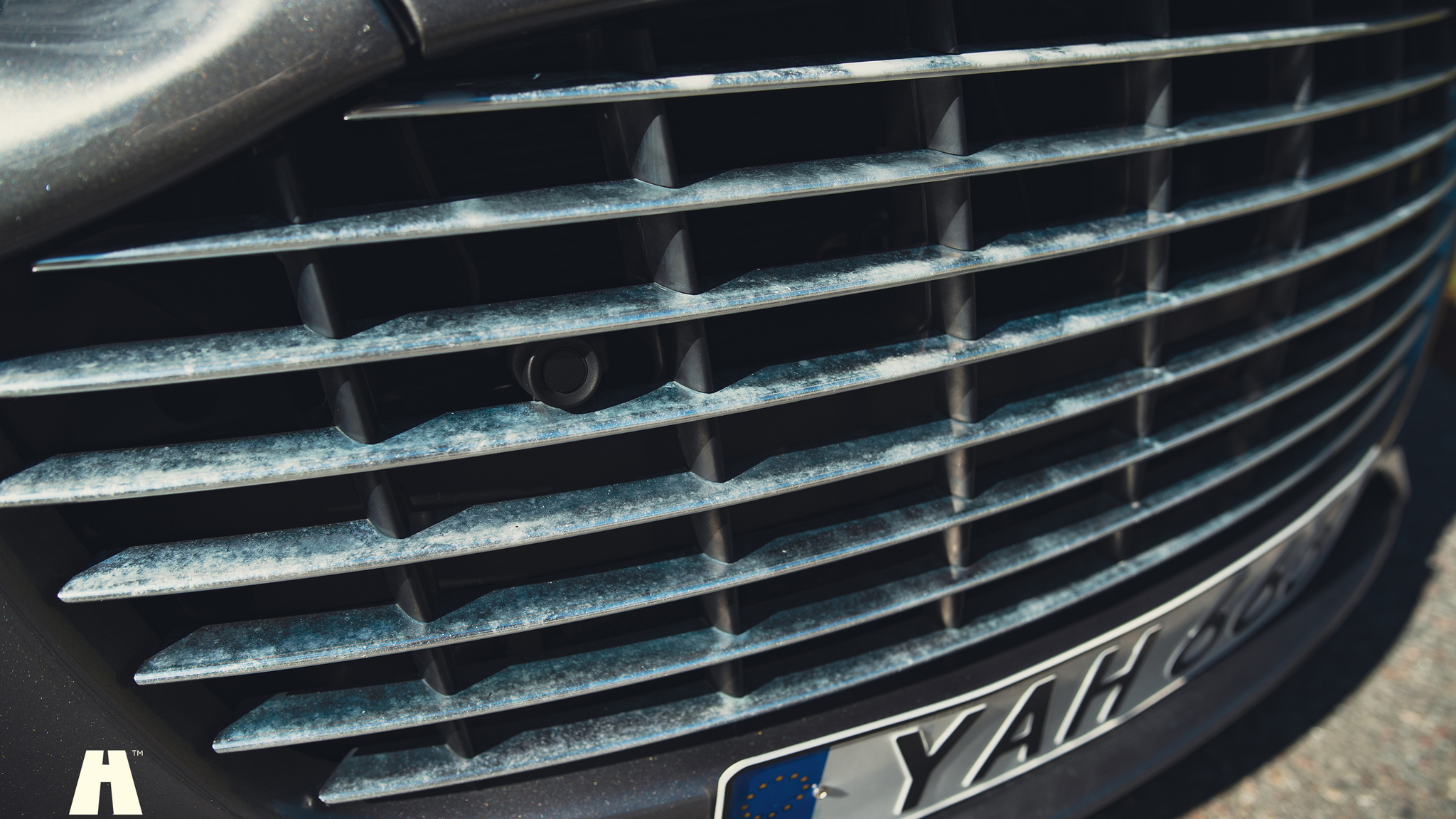 Exteriörbild på 2014 Aston Martin Rapide S