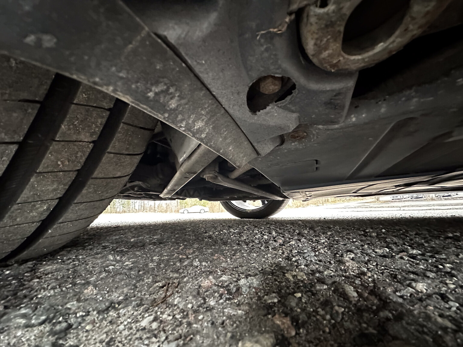 Image of 1999 Porsche 911 Carrera 4 mechanics