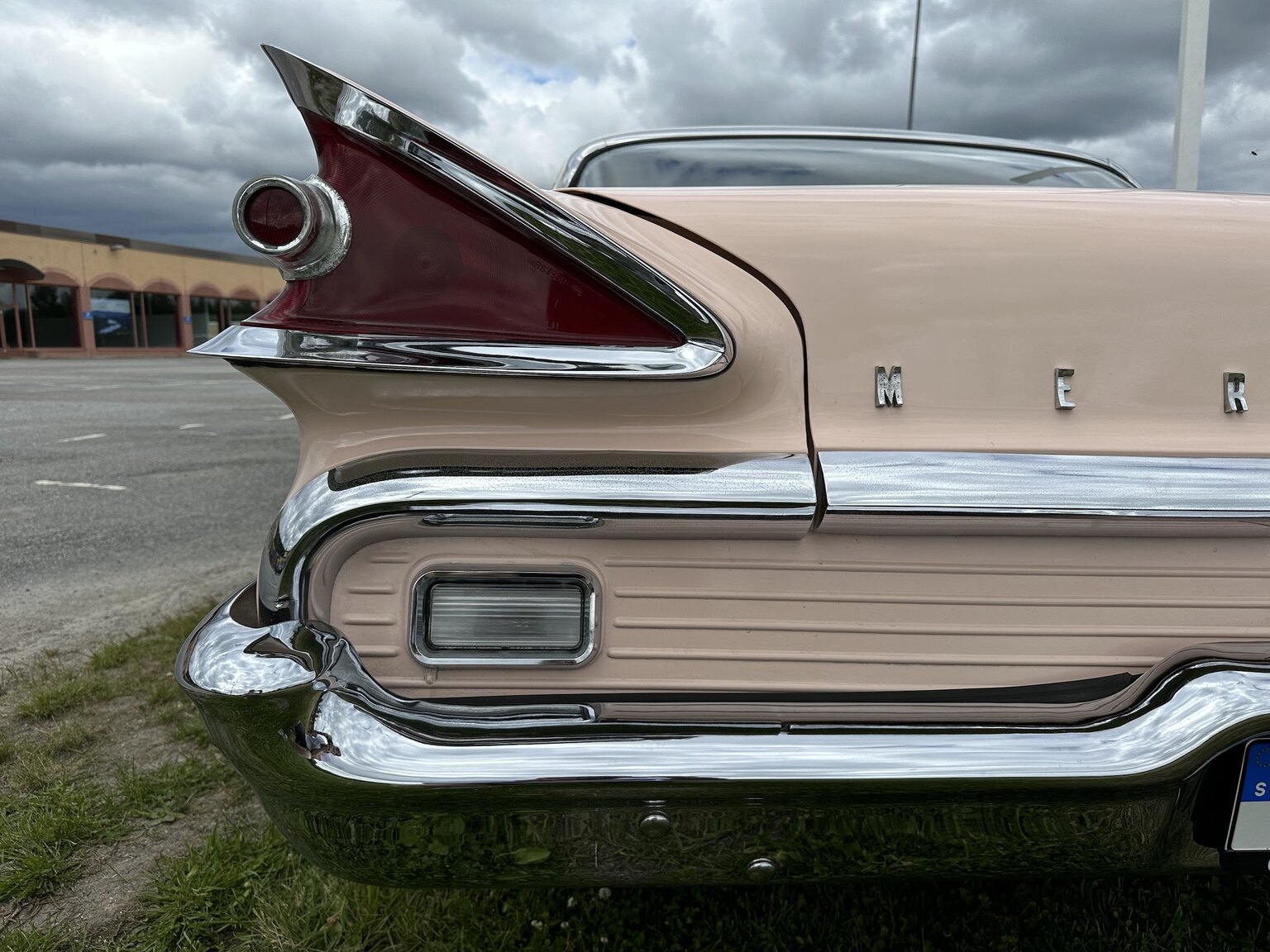Exterior image of 1959 Mercury Monterey 4-door Hardtop Cruiser
