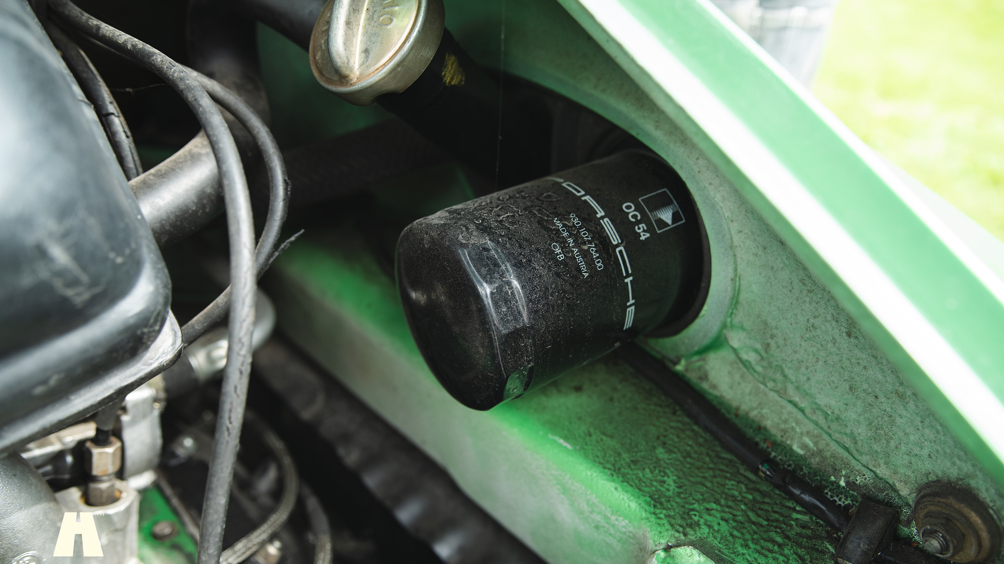 Image of 1976 Porsche 911 Targa mechanics