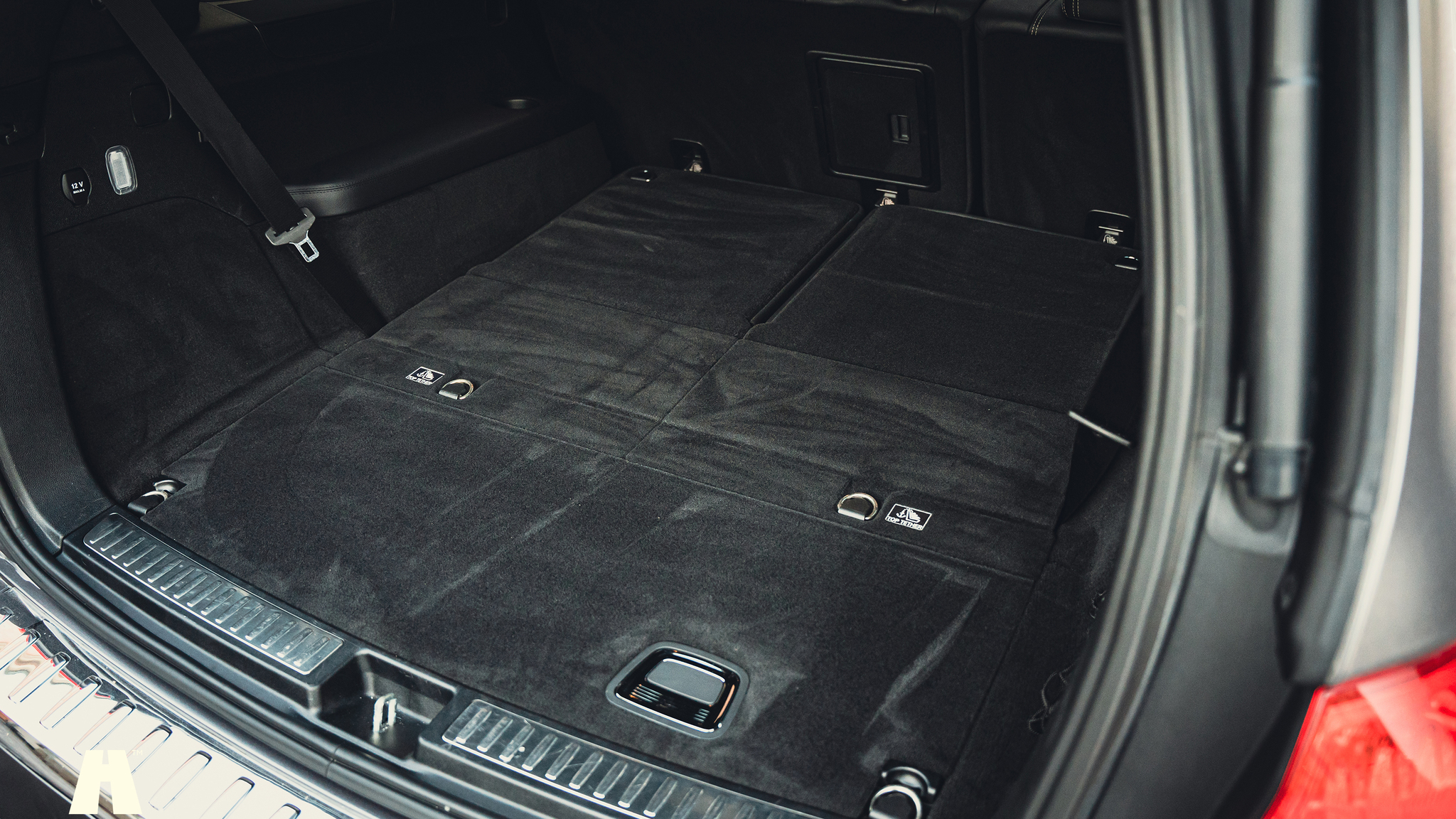 Innenraumfoto von 2017 Mercedes-Benz GLS 63 AMG (92)