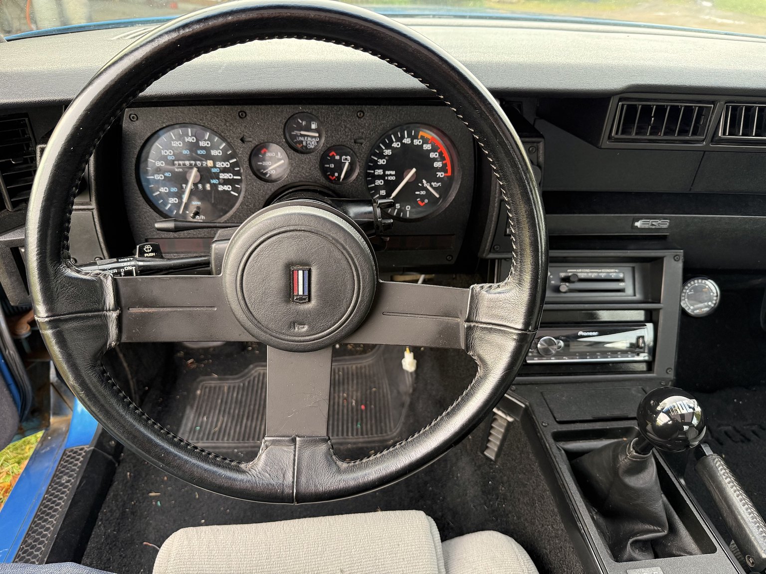 Interiörbild 1985 Chevrolet Camaro IROC-Z – NO RESERVE