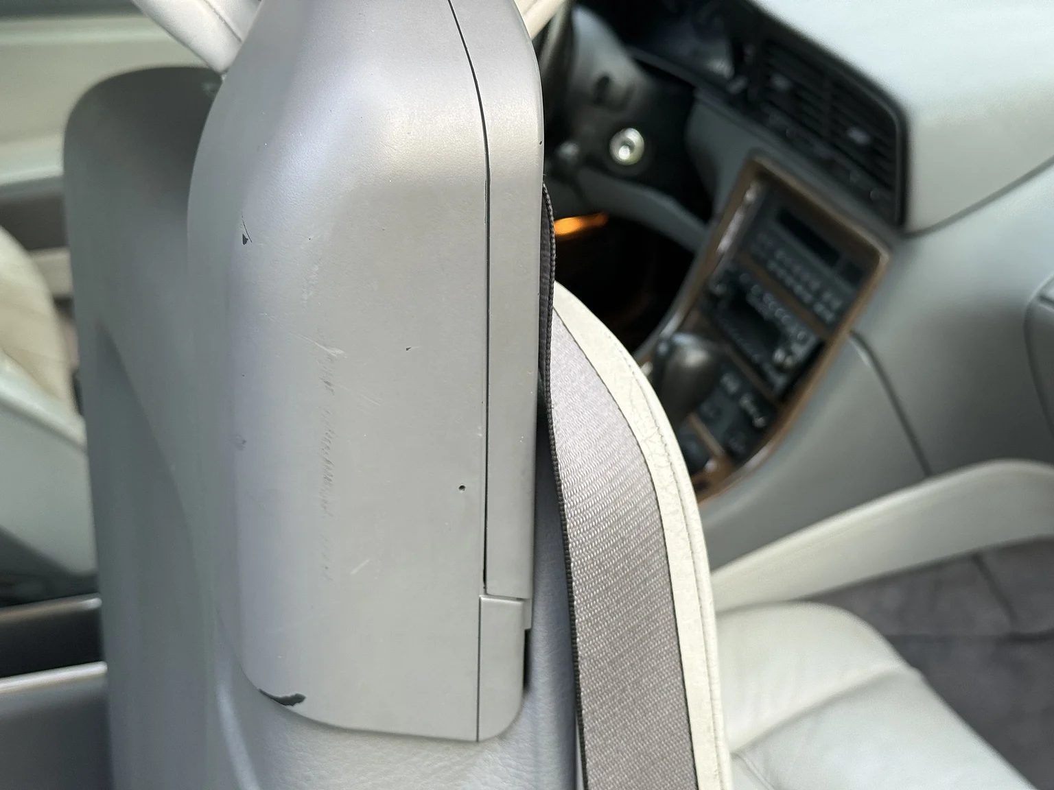Innenraumfoto von 1994 BMW 840Ci (50)