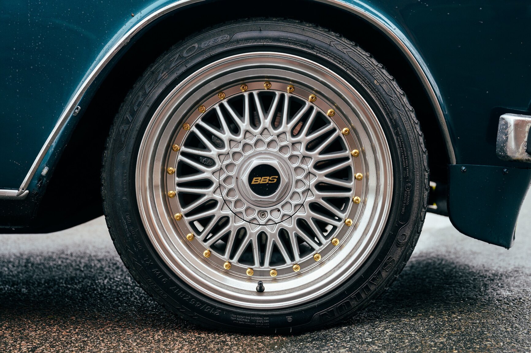 Exterior image of 1973 Volvo 164E 3.2