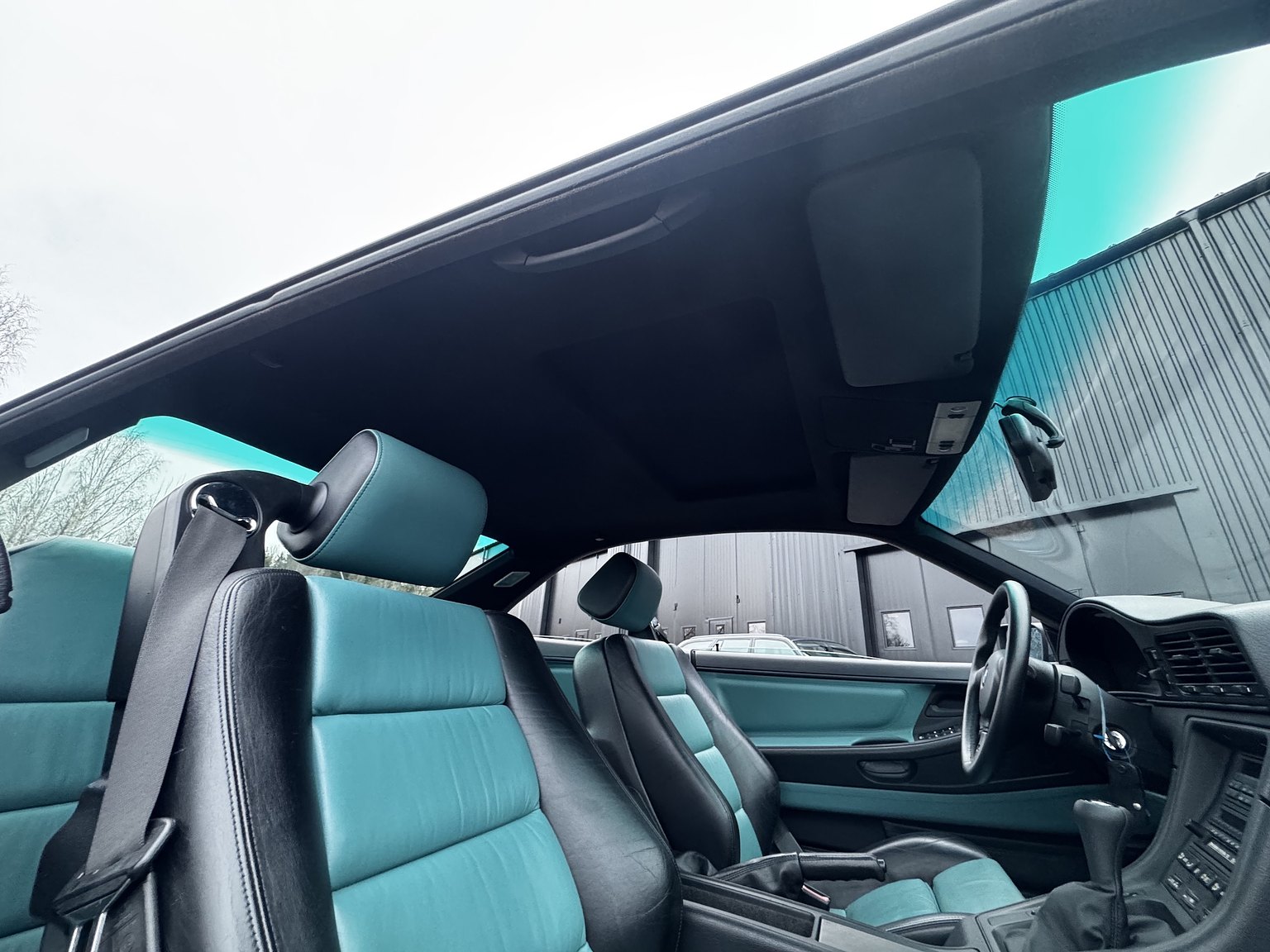 Interiörbild 1992 BMW 850i 6-speed manual - NO RESERVE