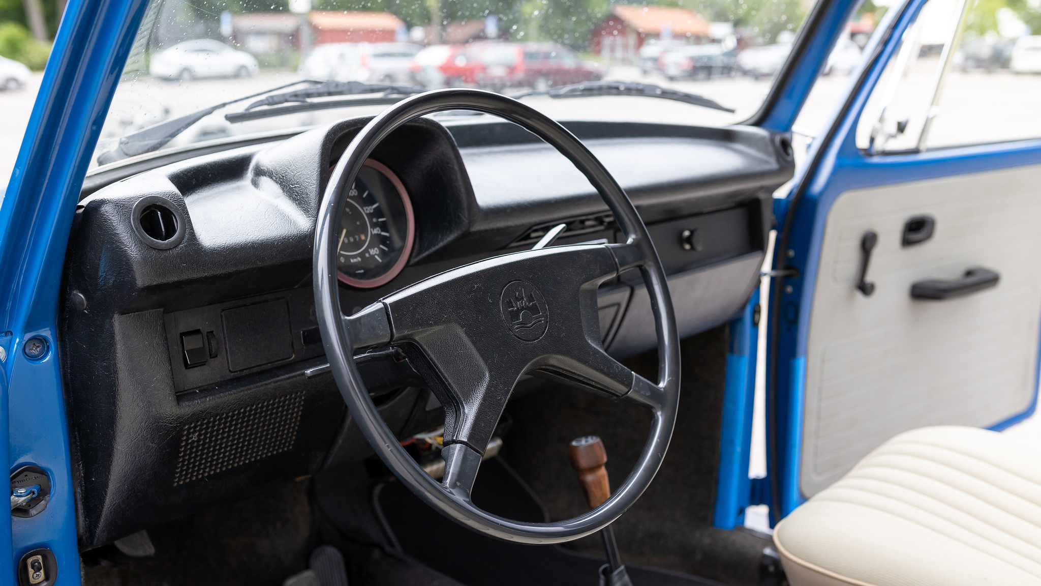 Interior image of 1973 Volkswagen Beetle 1303S 1600 (9)