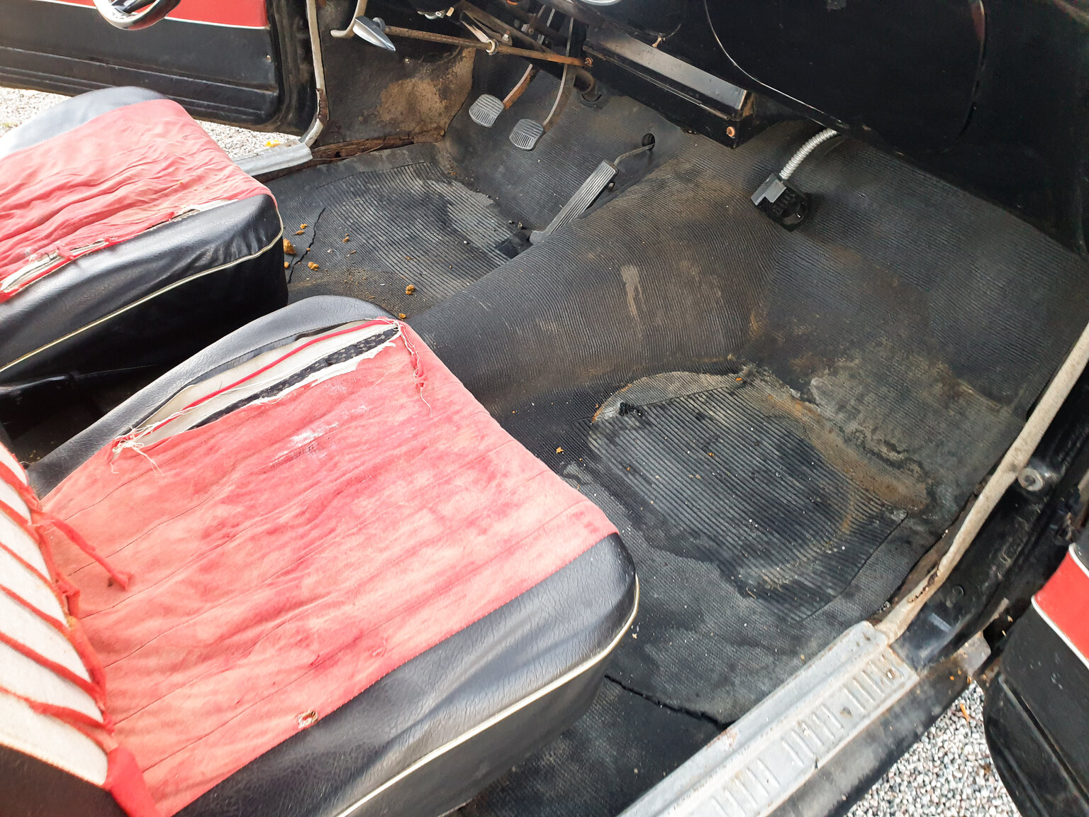 Interior image of 1964 Ford Taunus 17 M Super