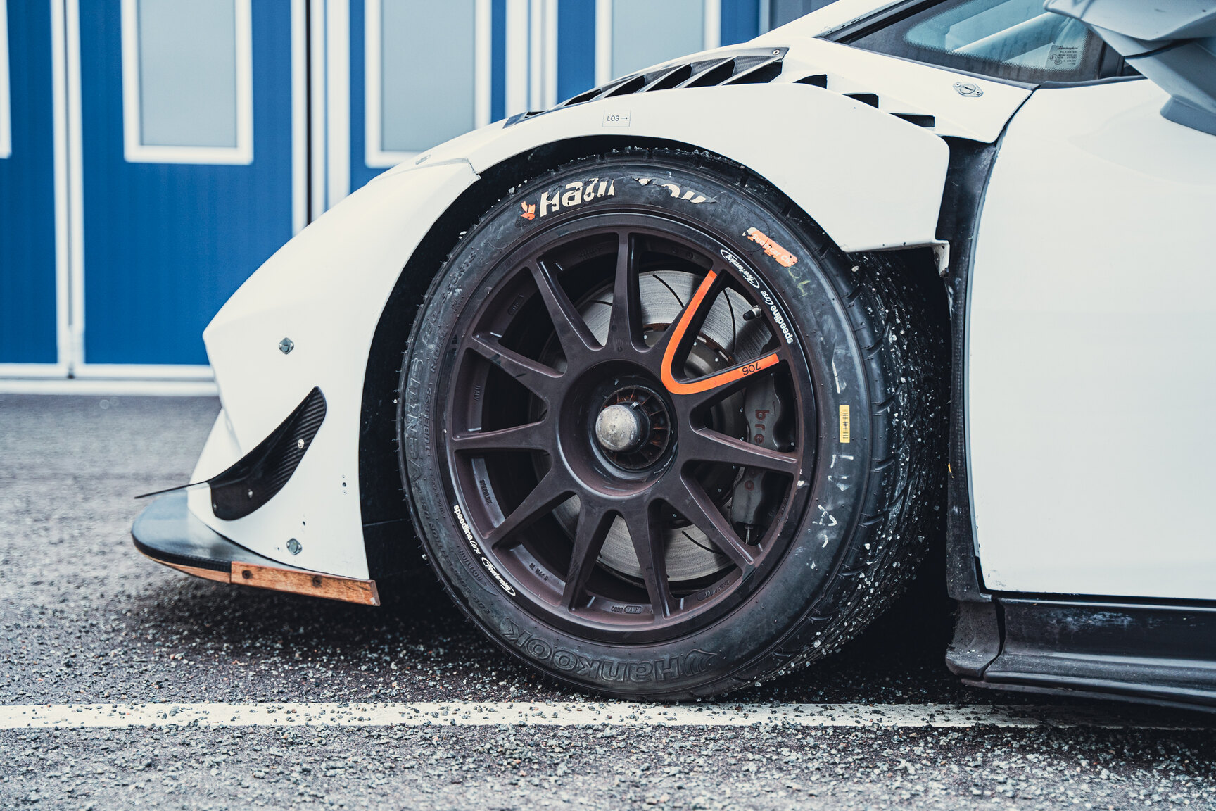 Exteriörbild på 2017 Lamborghini Huracan Supertrofeo LP620-2