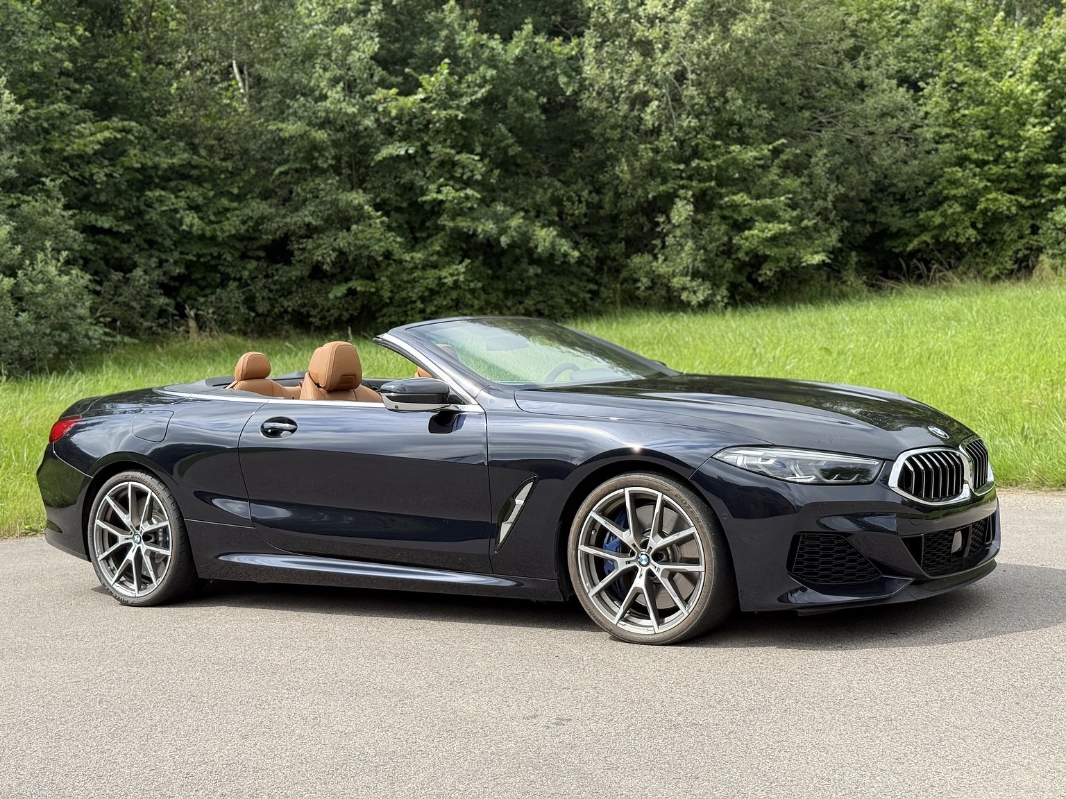 Exterior image of 2019 BMW M850i xDrive Convertible Steptronic
