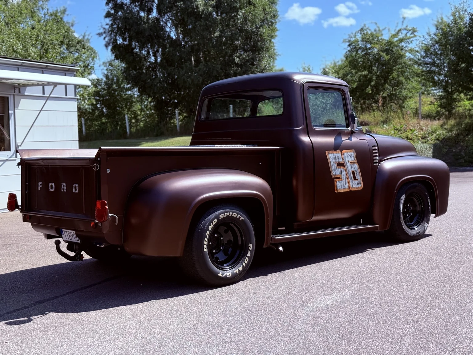Aussenfoto 1956 Ford F-100 Restomod (42)