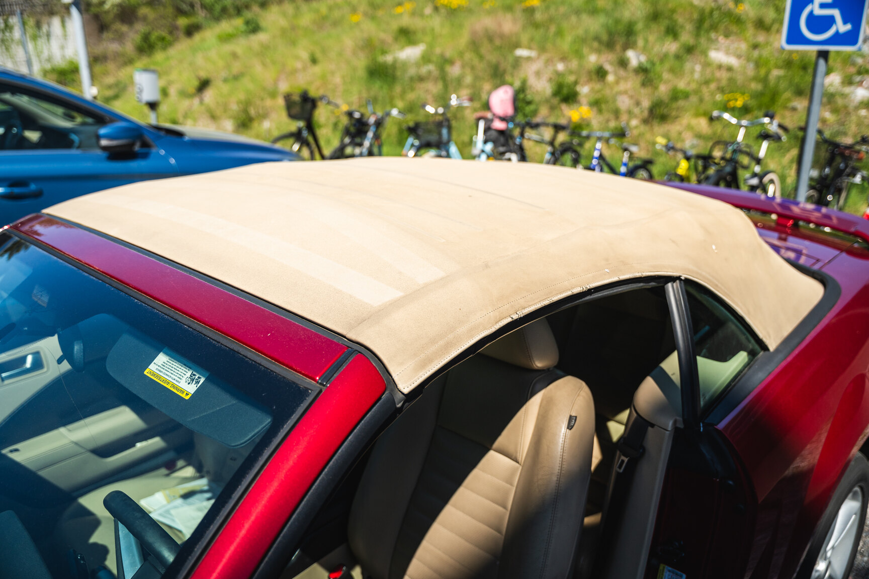 Exterior image of 2005 Ford Mustang GT Cabriolet