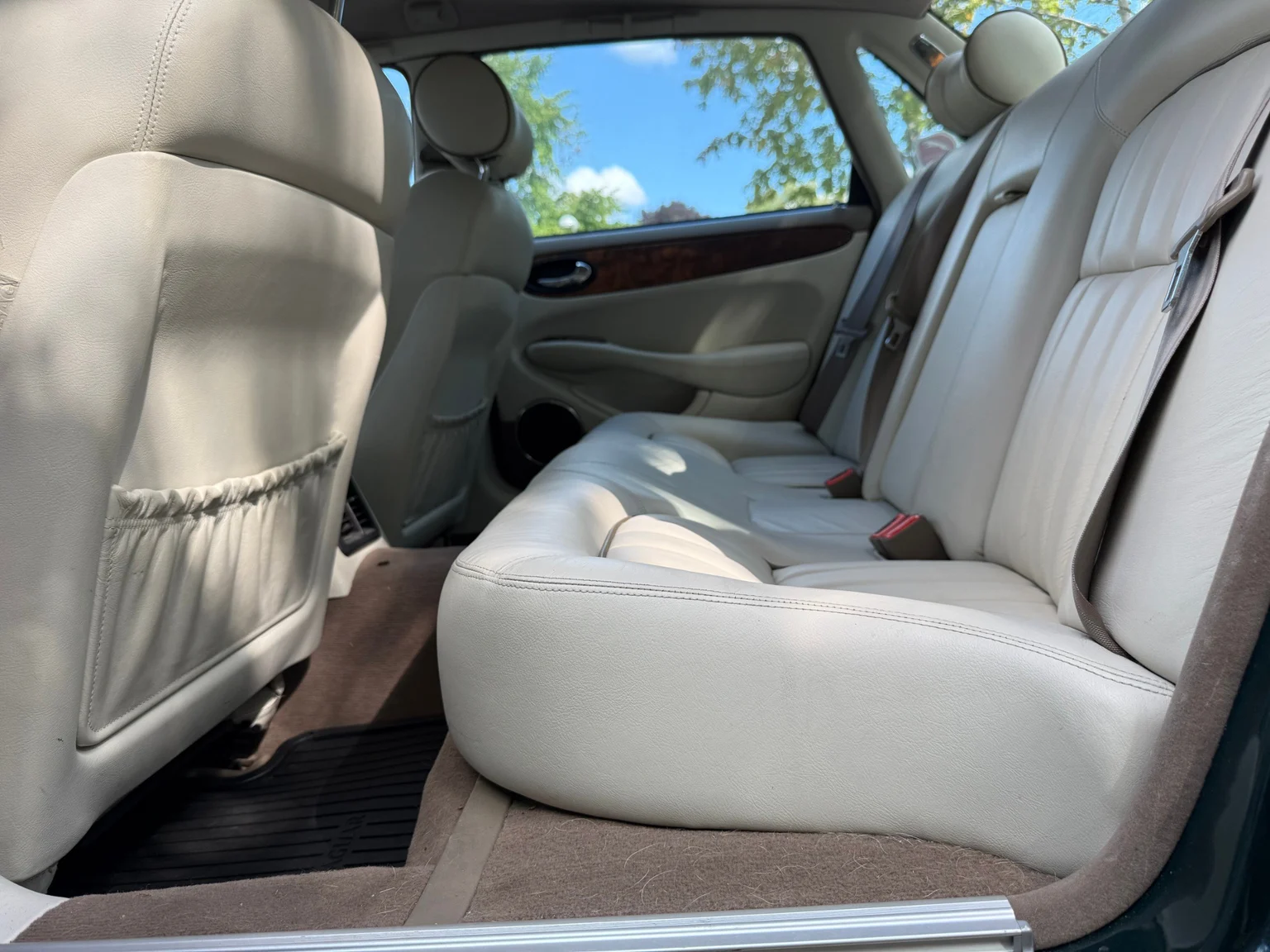 Innenraumfoto von 2001 Jaguar XJ Sovereign 4.0 V8 (56)