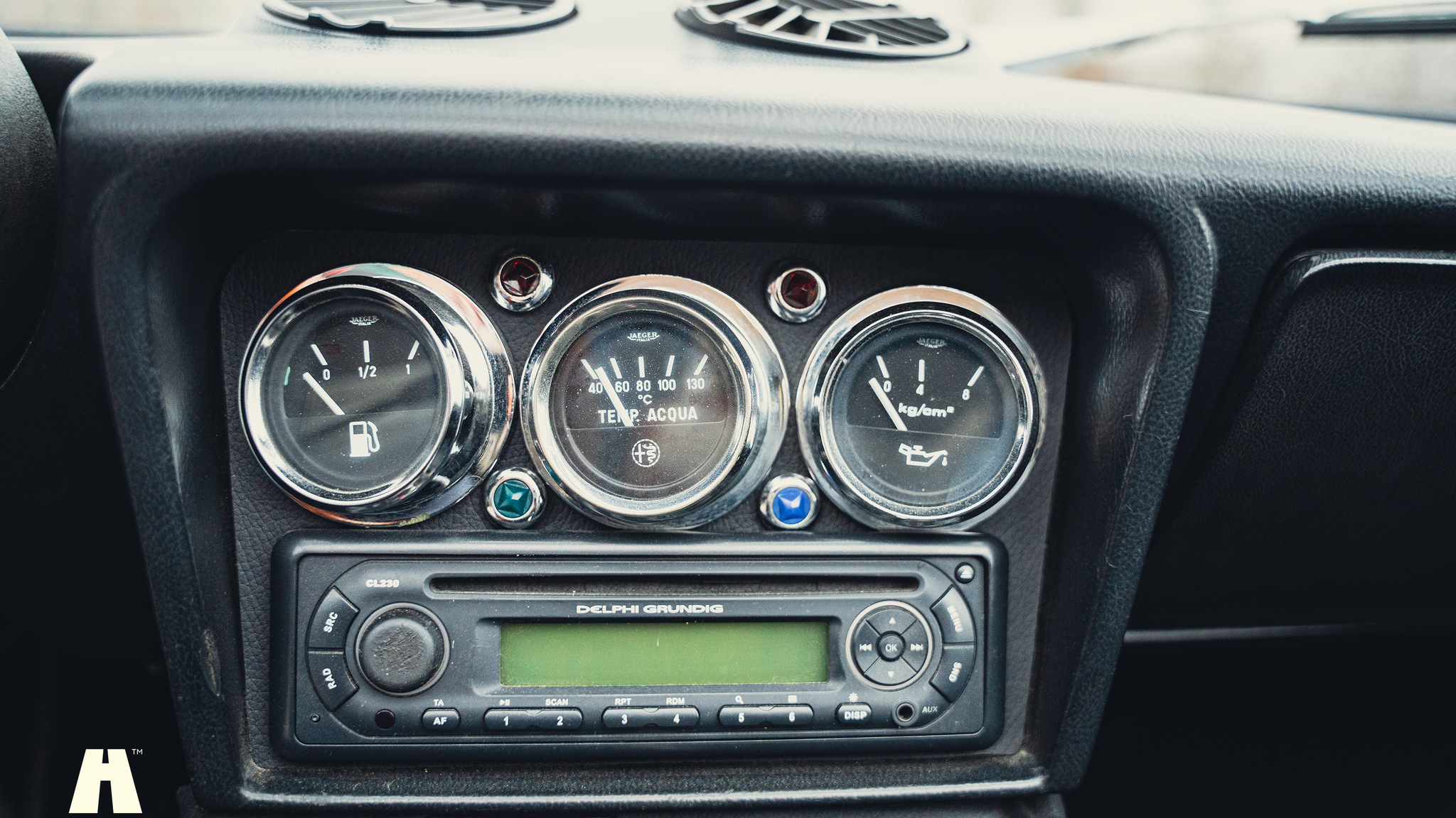 Interiörbild 1980 Alfa Romeo 2000 Spider