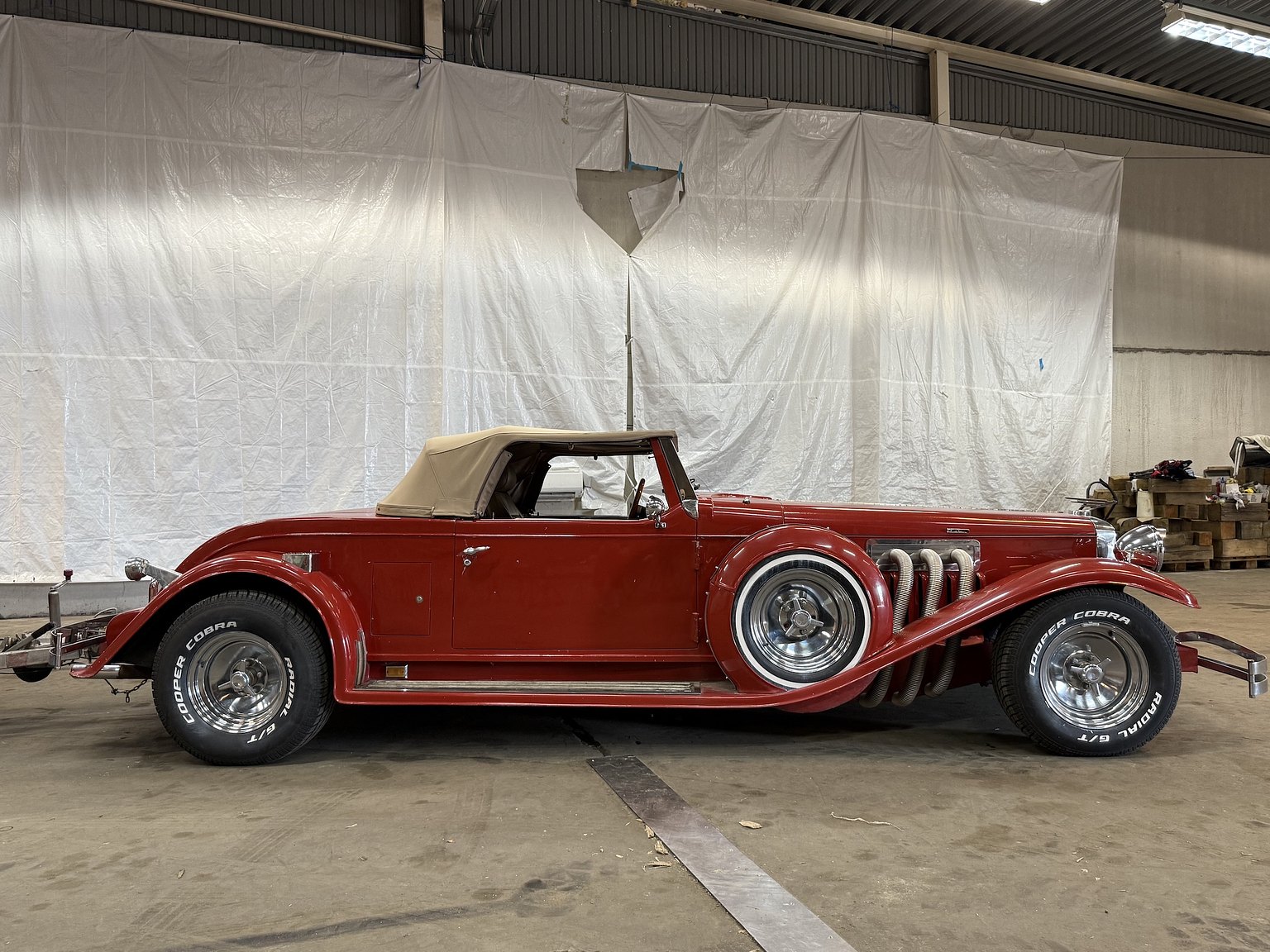 Exteriörbild på 1965 Duesenberg Roadster/StreetRod Replika 