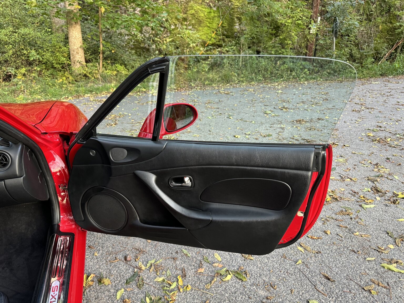 Interior image of 2004 Mazda MX-5