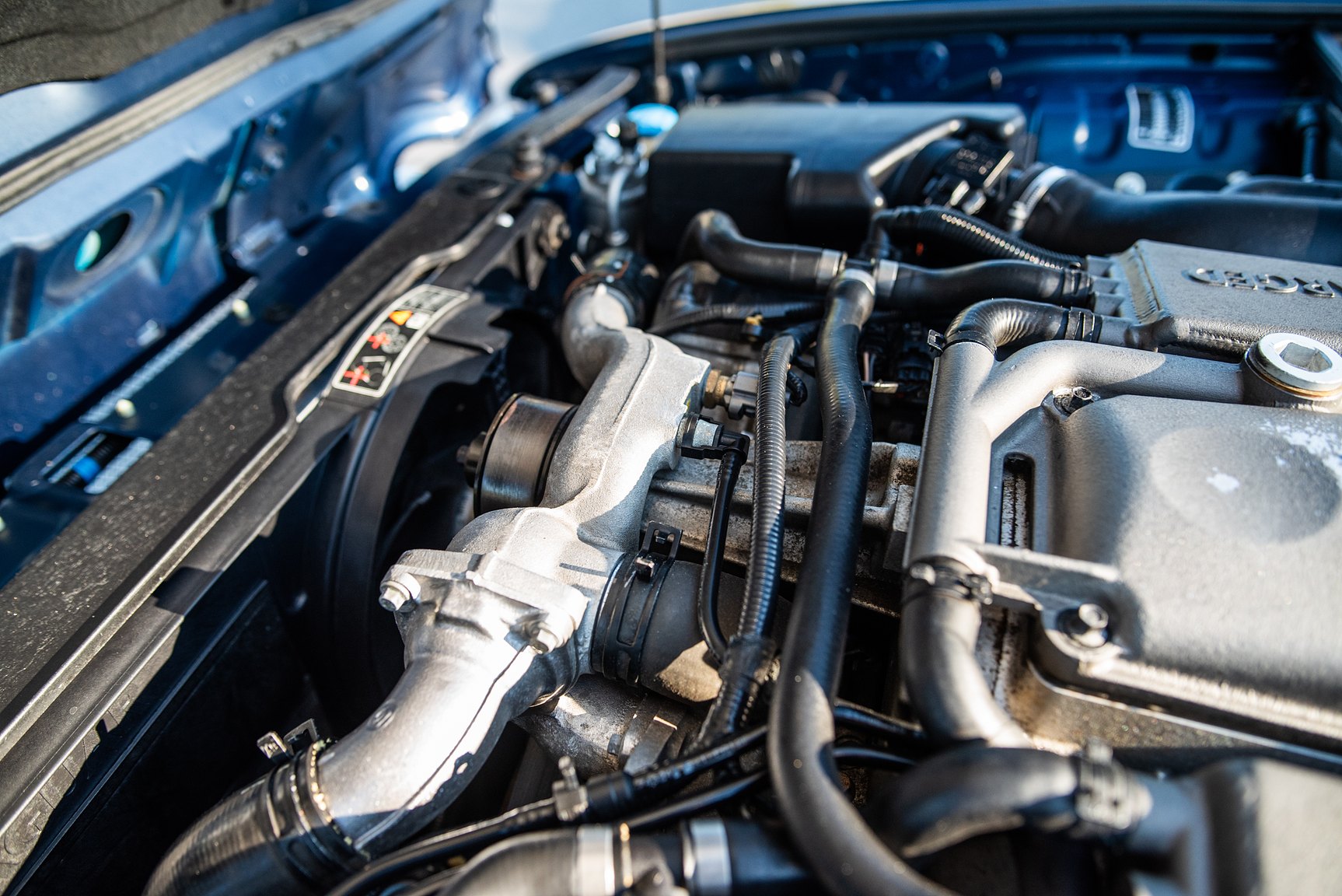 Image of 2001 Jaguar XJR mechanics