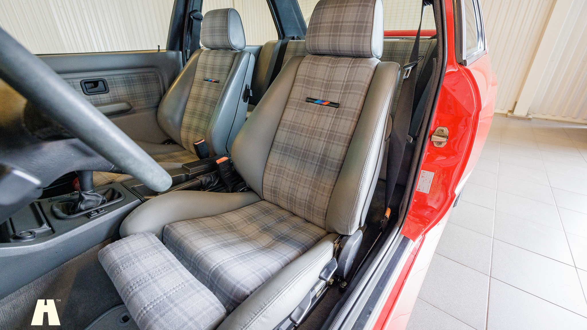 Interiörbild 1988 BMW E30 M3 EVO II