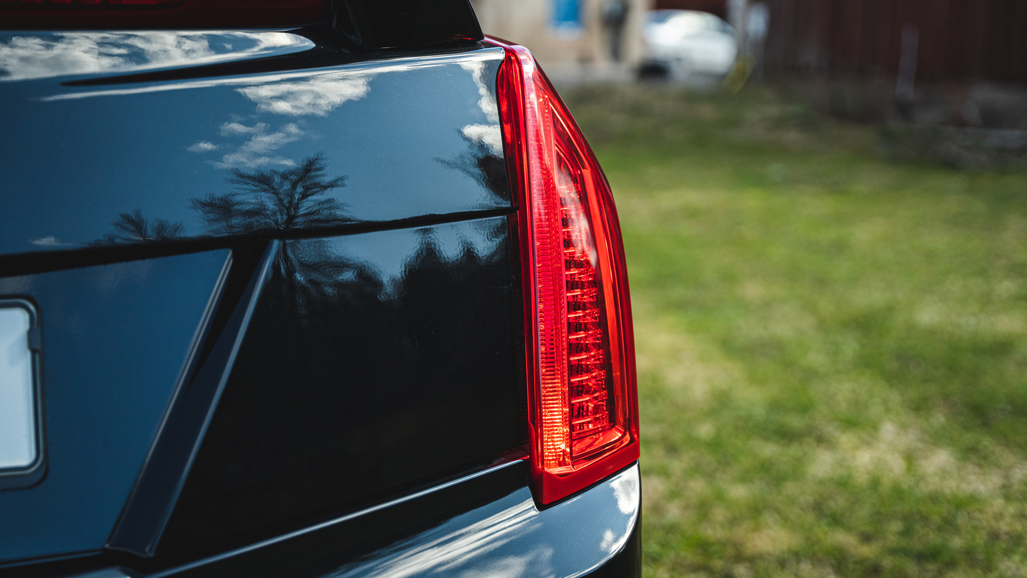 Exteriörbild på 2016 Cadillac ATS-V (28)