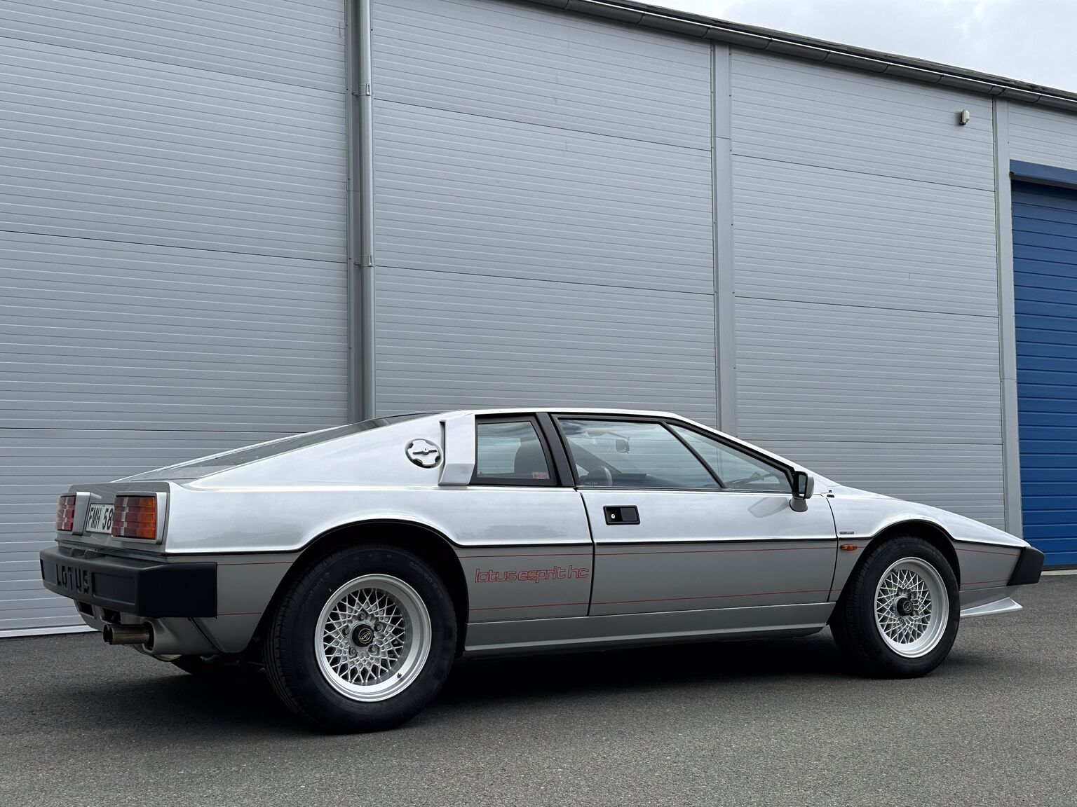Aussenfoto 1987 Lotus Esprit S3