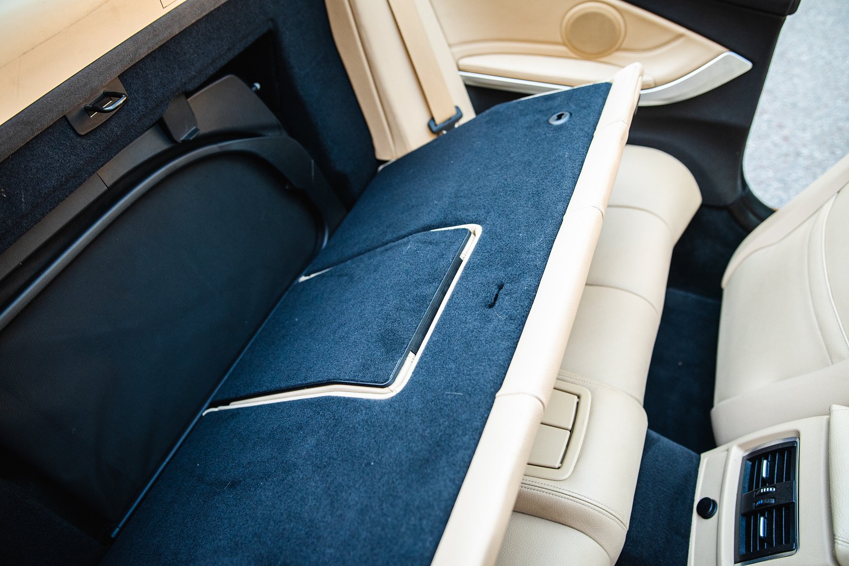 Interior image of 2018 BMW 430i xDrive Convertible