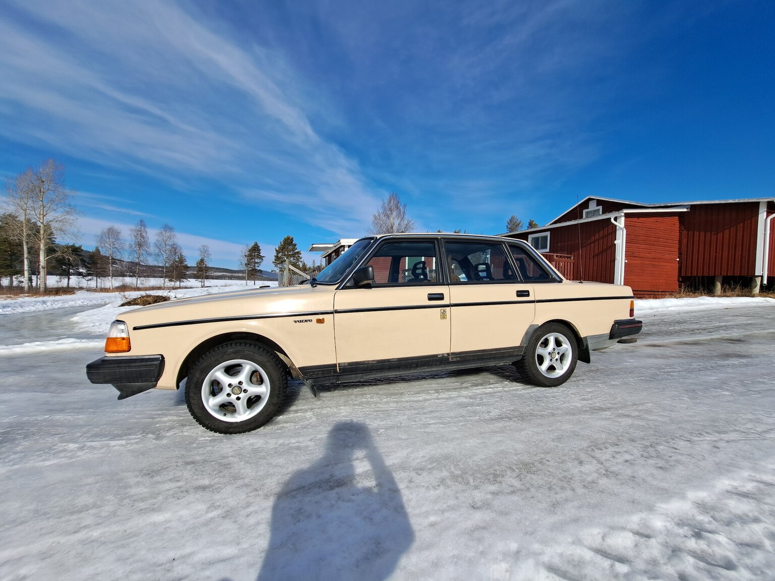 Exteriörbild på 1988 Volvo 240 GL